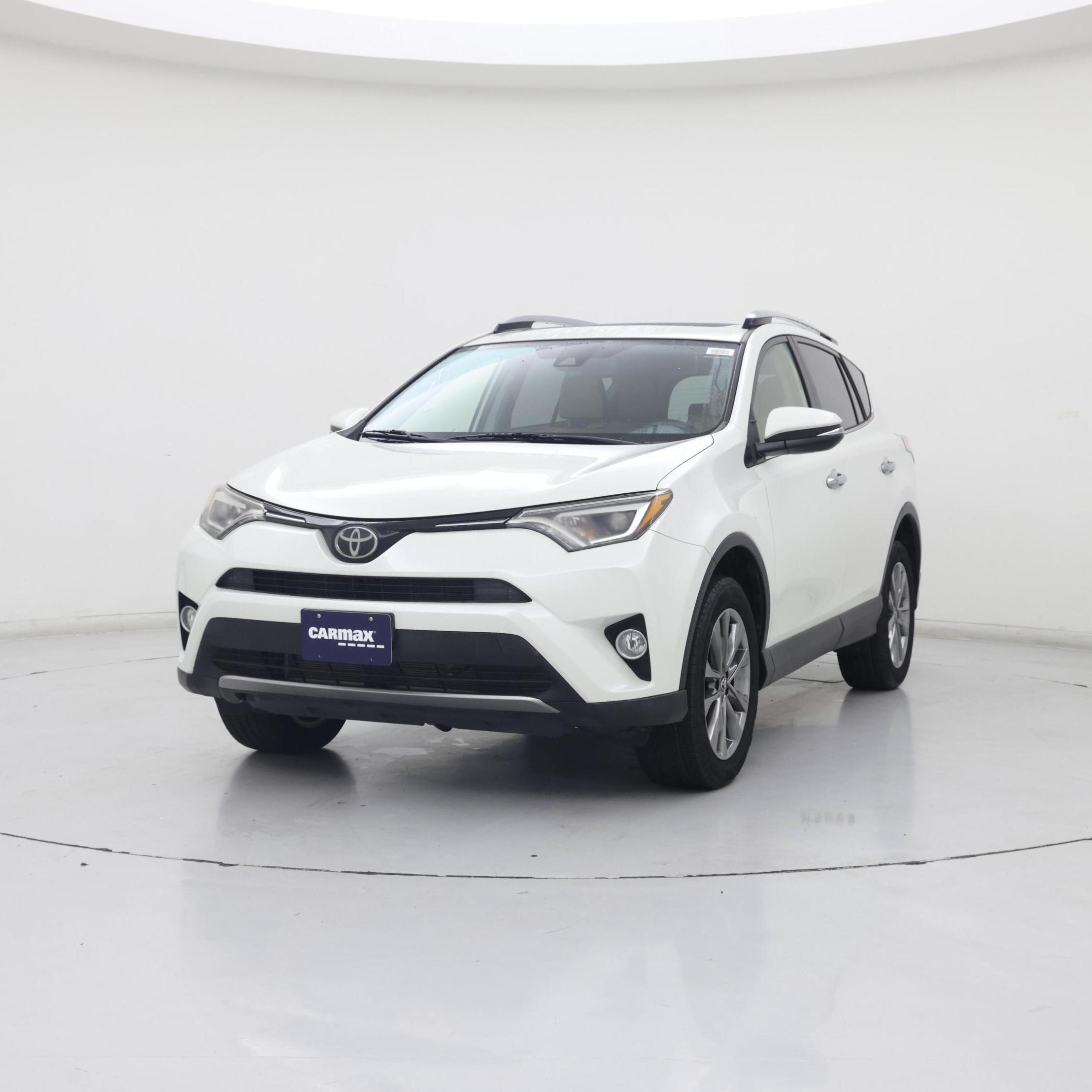 Thumbnail: 2018 Toyota RAV4 - 4