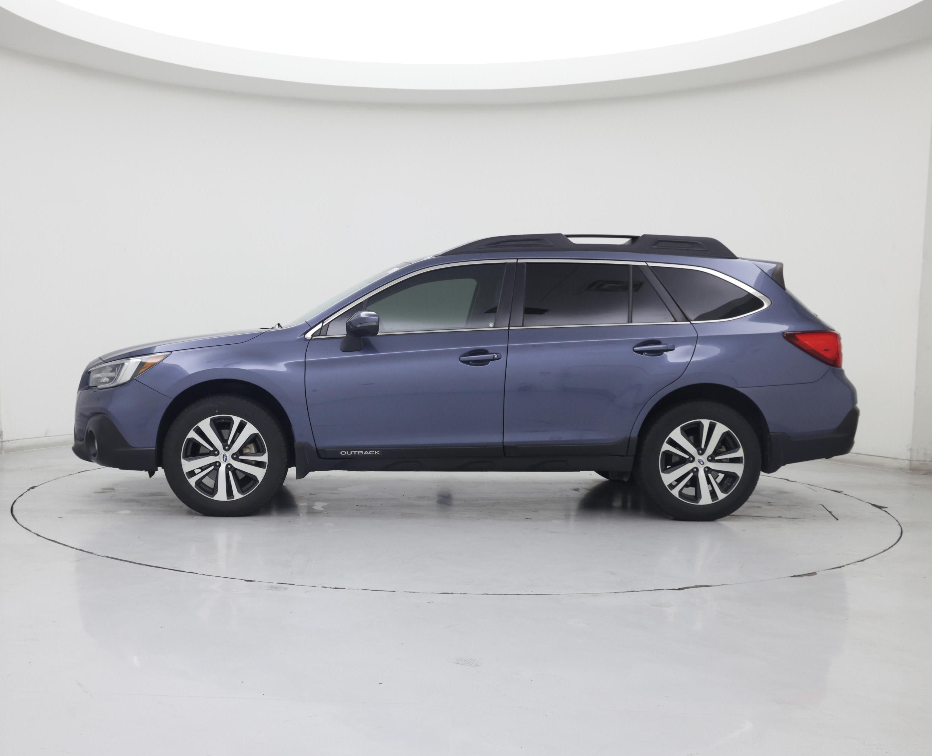 Thumbnail: 2018 Subaru Outback - 3