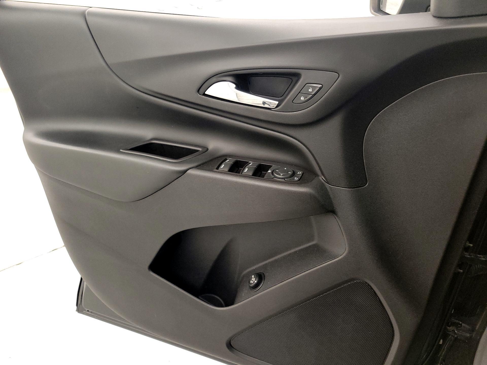 Thumbnail: 2020 Chevrolet Equinox - 12