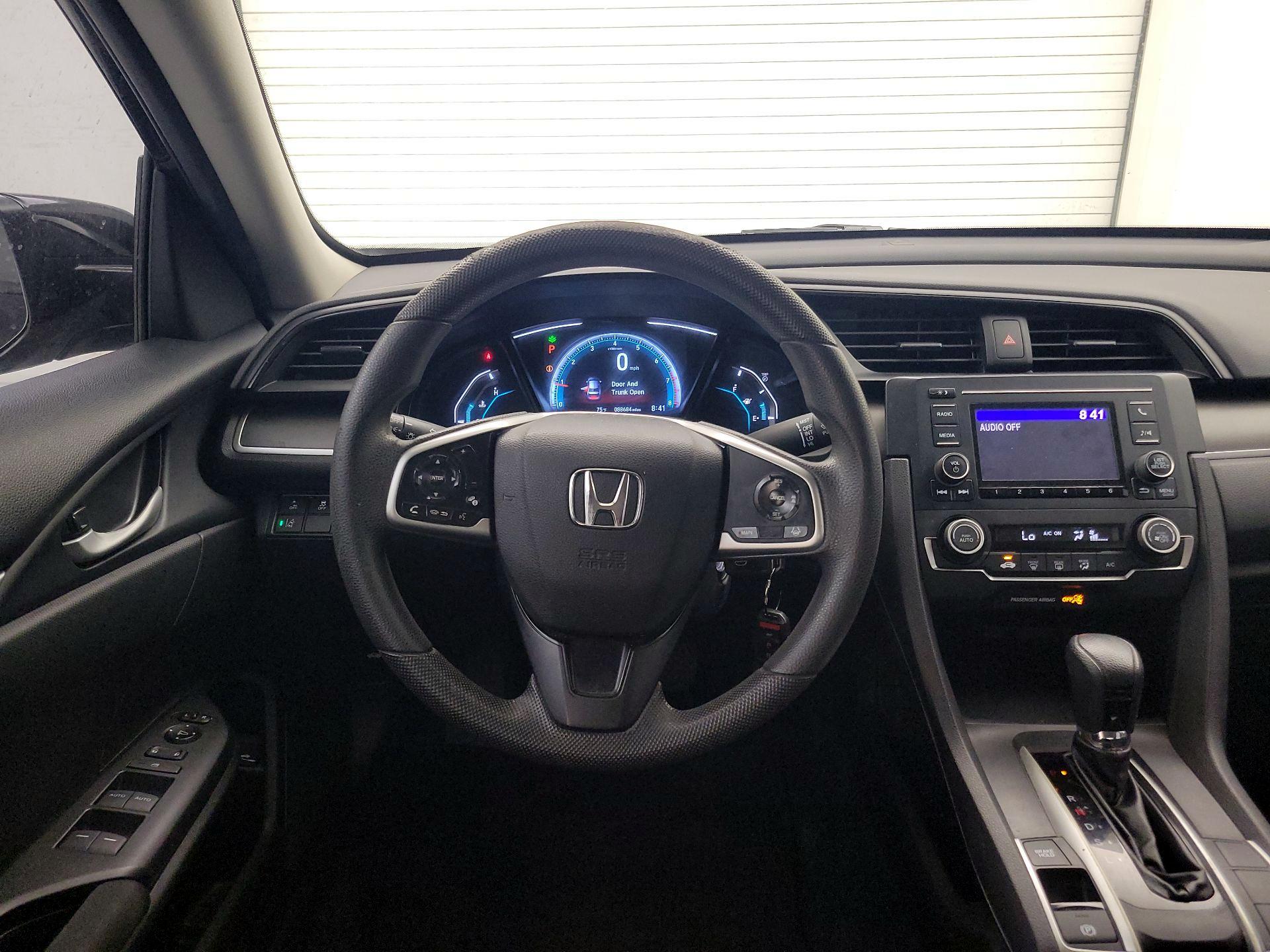 Thumbnail: 2019 Honda Civic - 10