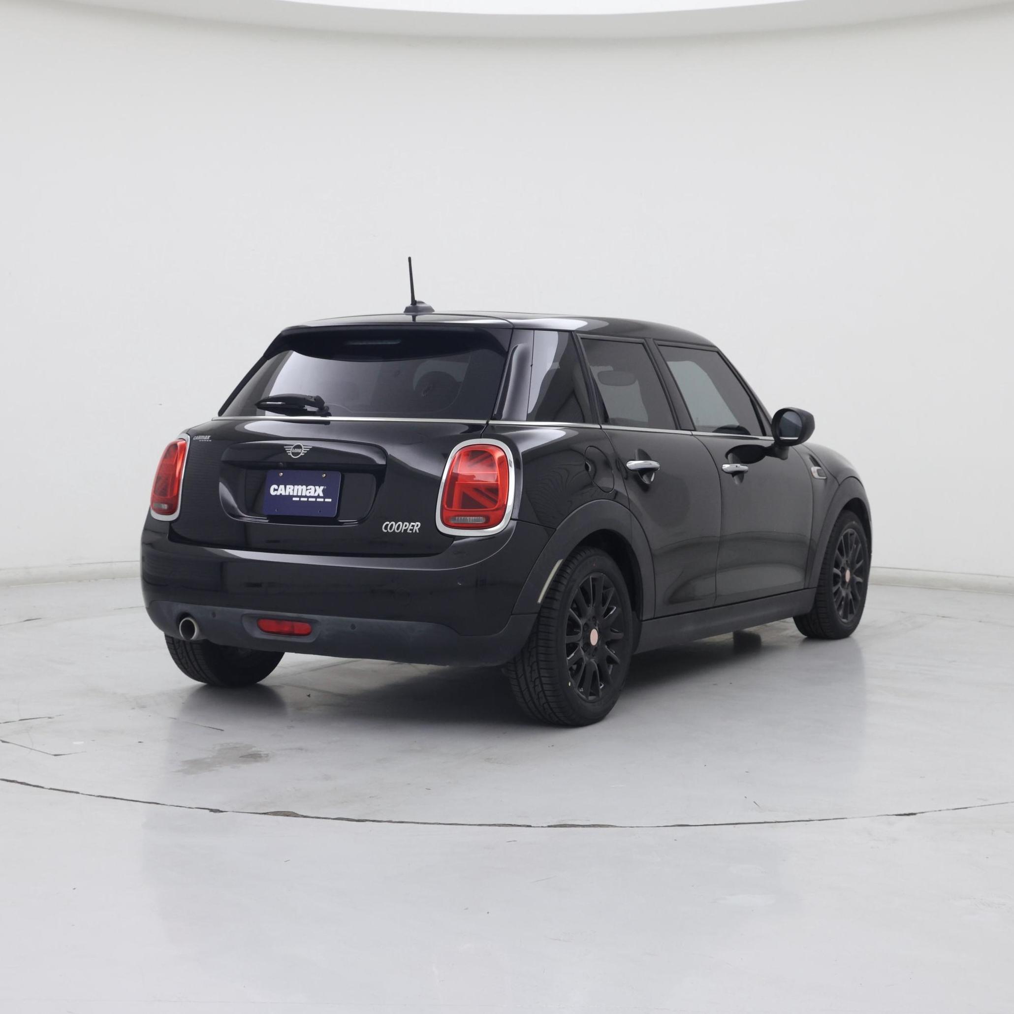 Thumbnail: 2020 MINI Cooper Hardtop - 8