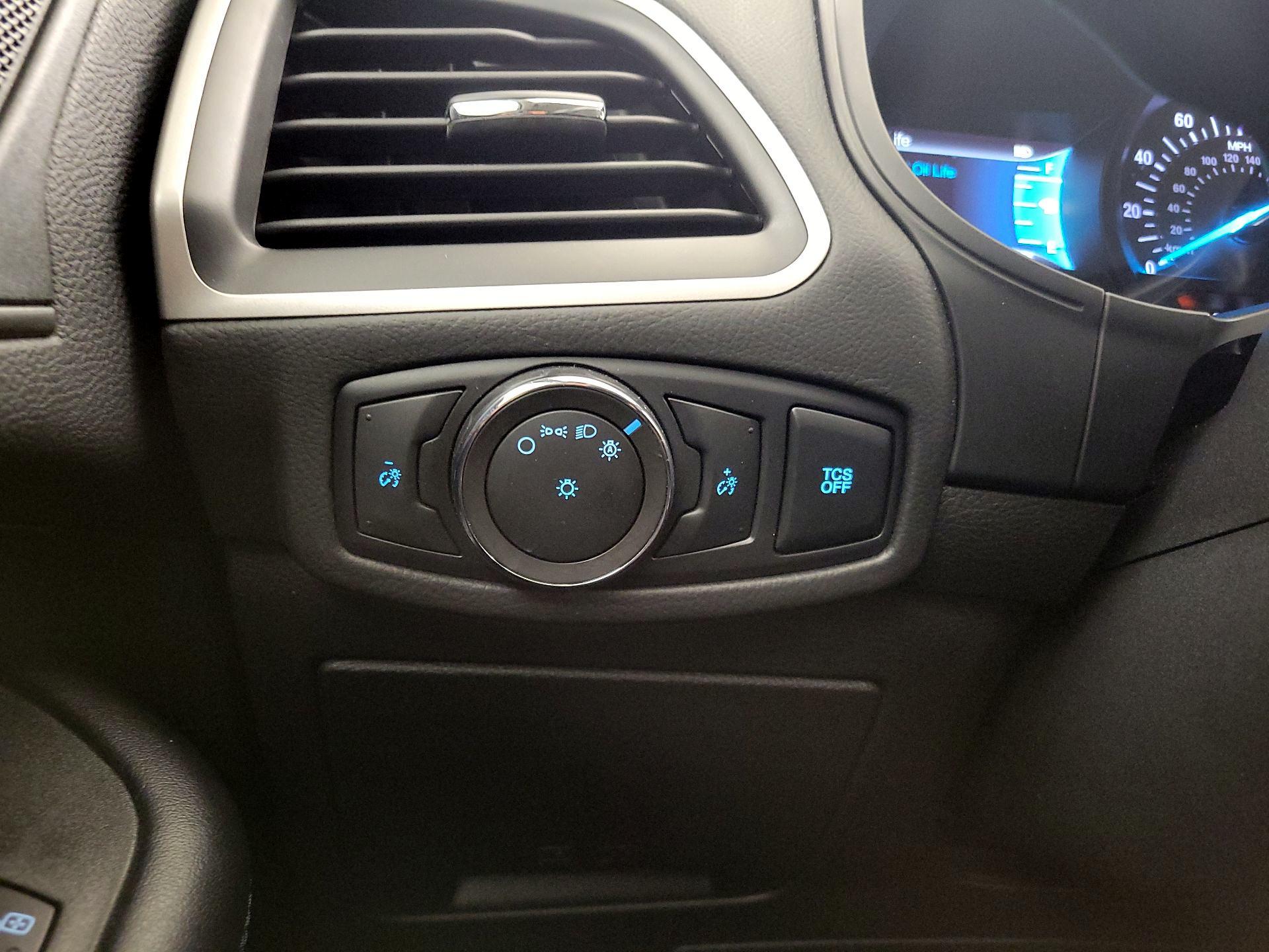 Thumbnail: 2022 Ford Edge - 13