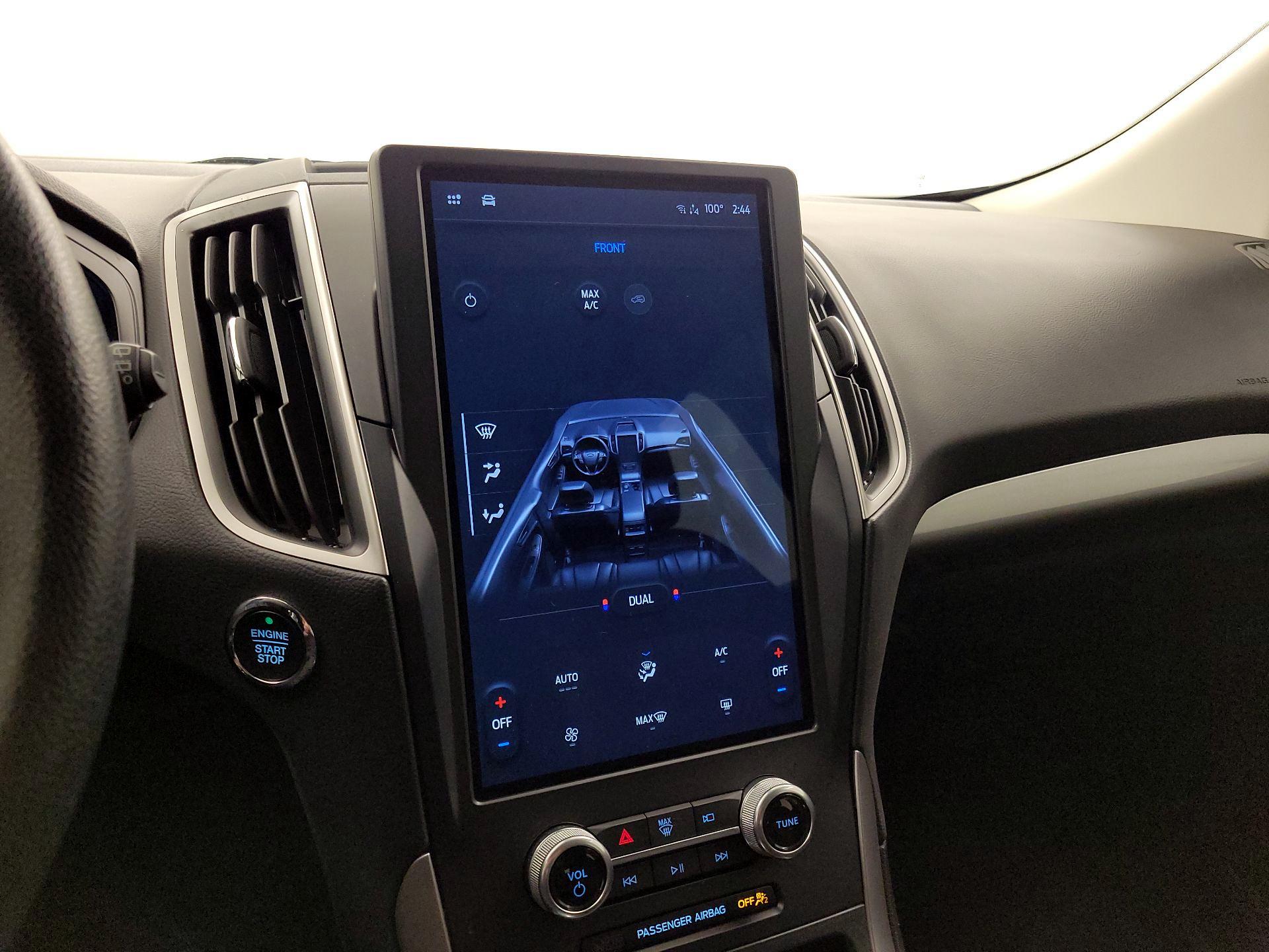 Thumbnail: 2022 Ford Edge - 16