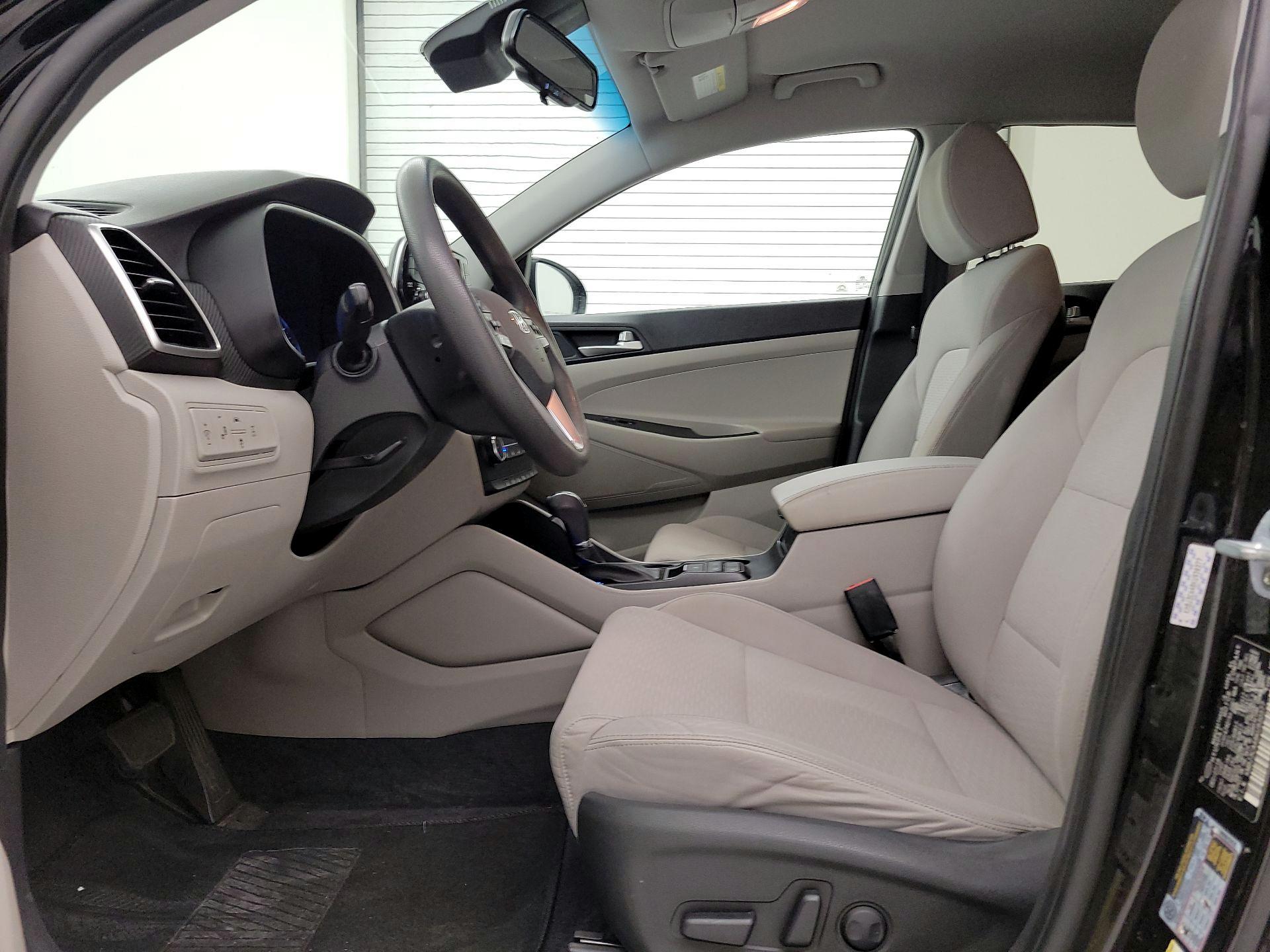 Thumbnail: 2019 Hyundai Tucson - 11