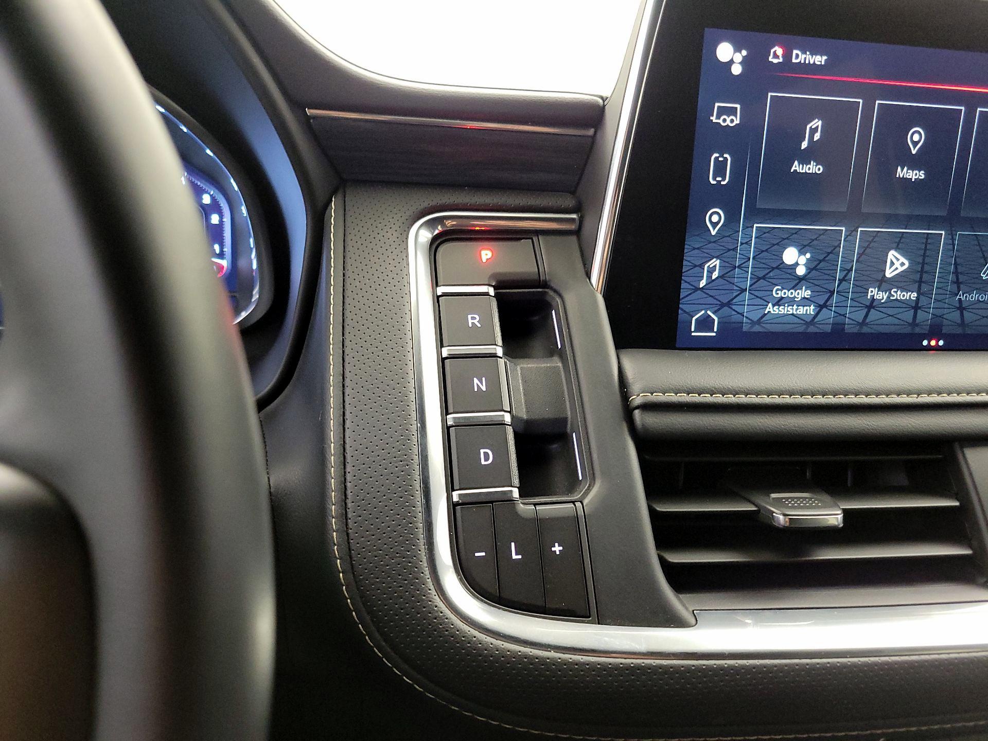 Thumbnail: 2023 GMC Yukon - 18