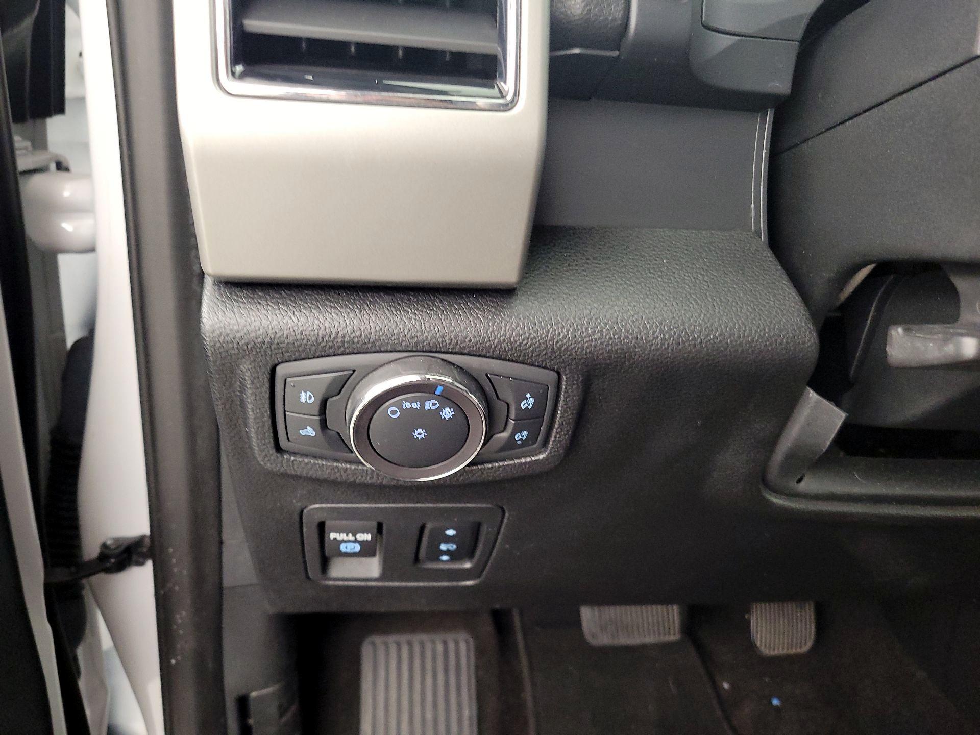 Thumbnail: 2019 Ford F-150 - 13