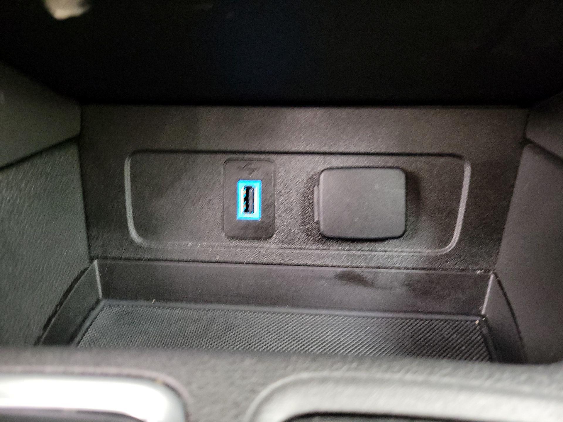 Thumbnail: 2018 Ford Escape - 18