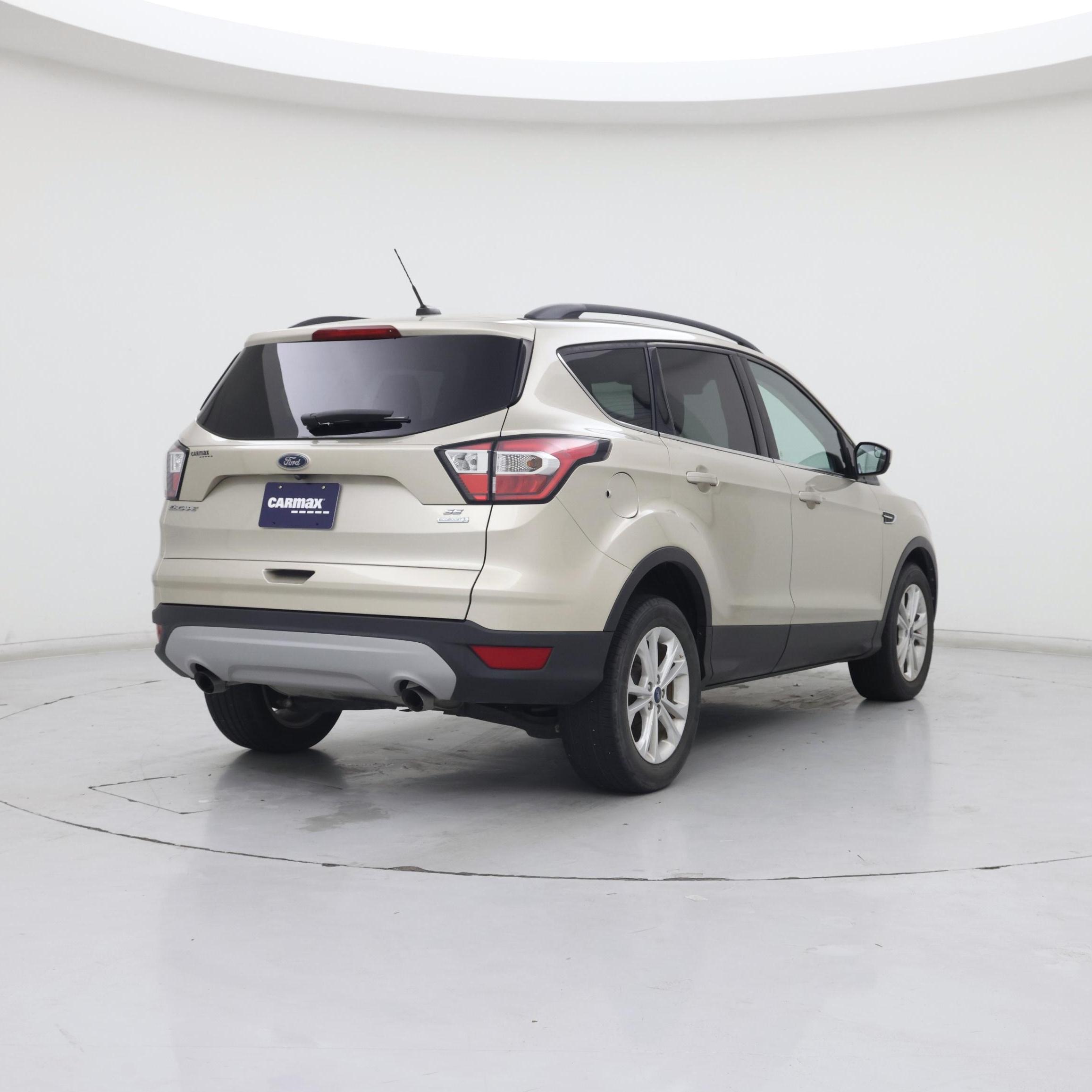 Thumbnail: 2018 Ford Escape - 8