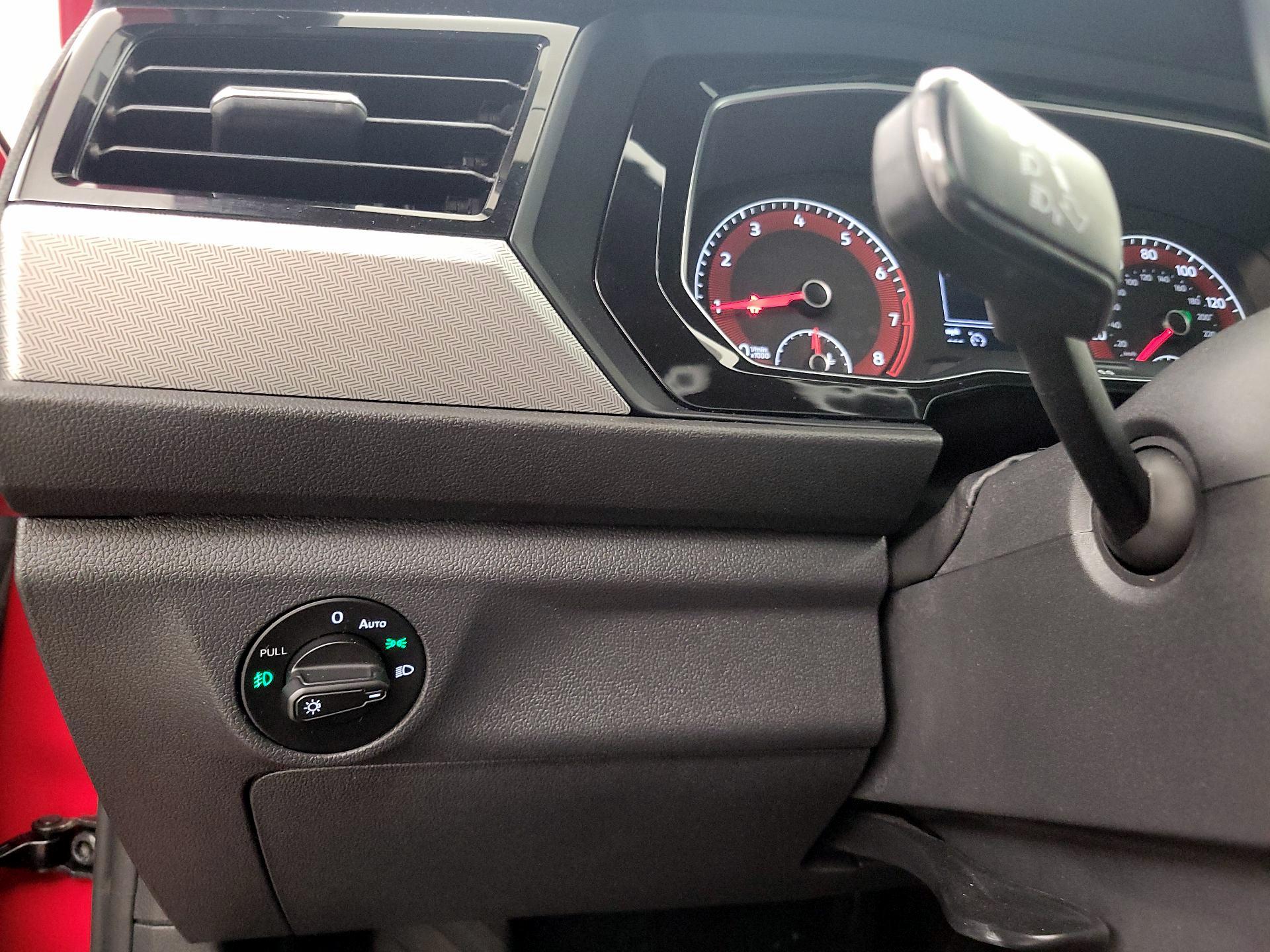 Thumbnail: 2019 Volkswagen Jetta - 13