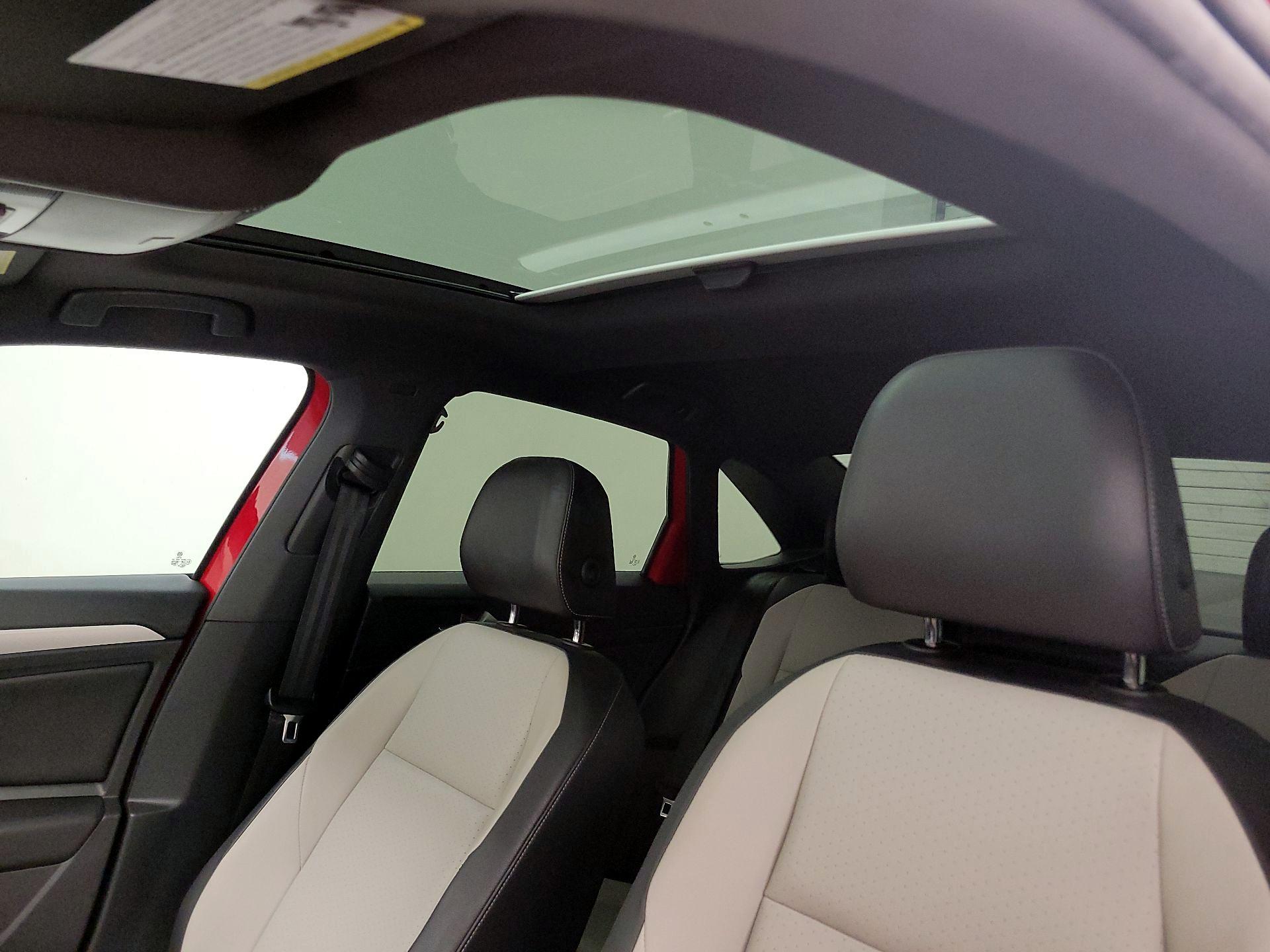 Thumbnail: 2019 Volkswagen Jetta - 19