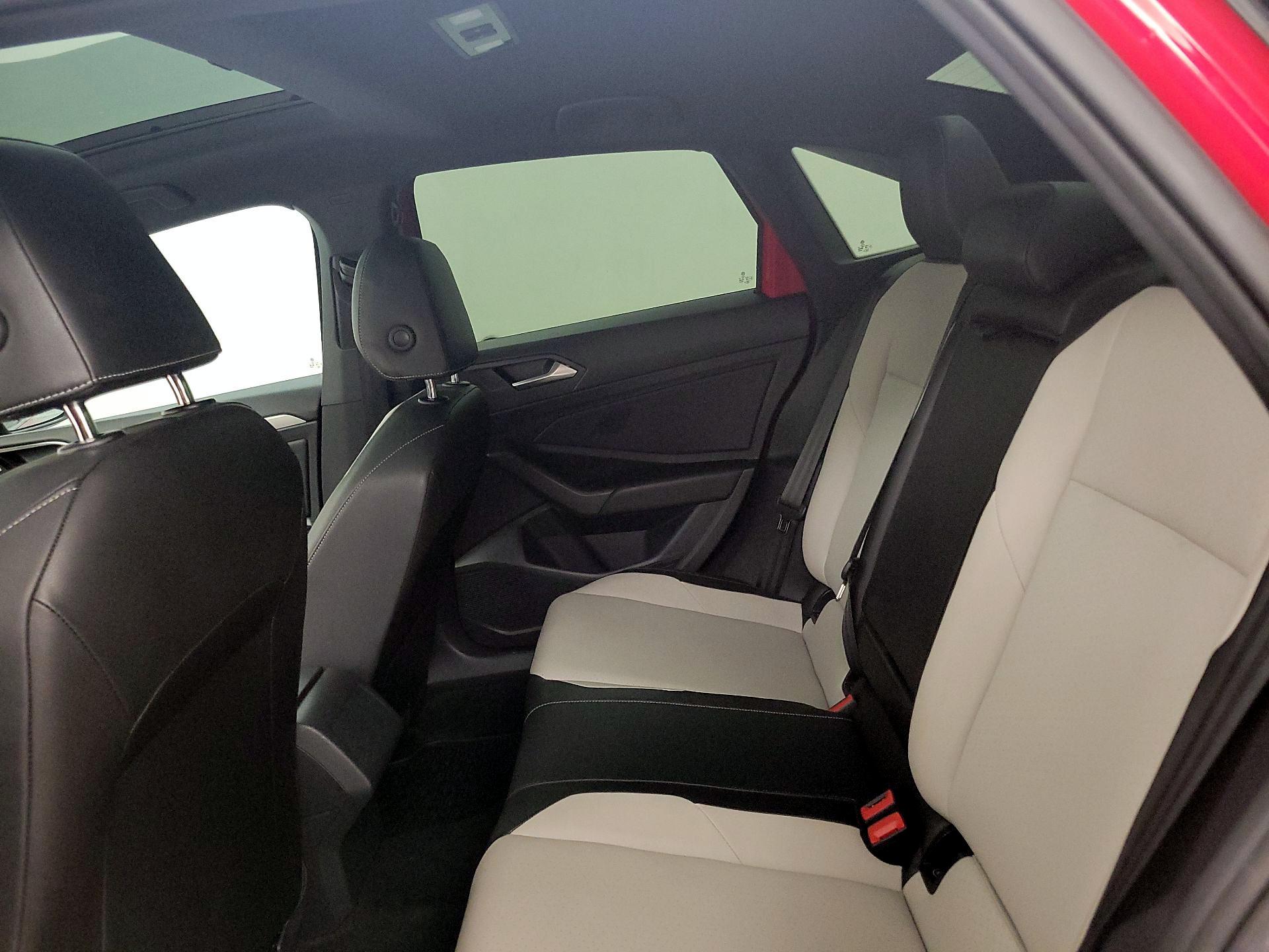 Thumbnail: 2019 Volkswagen Jetta - 20