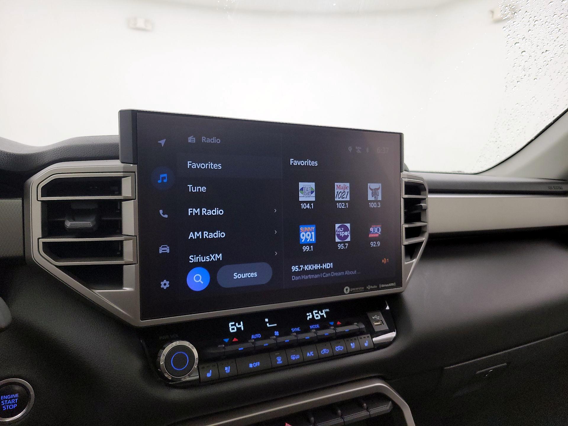 Thumbnail: 2023 Toyota Tundra - 15