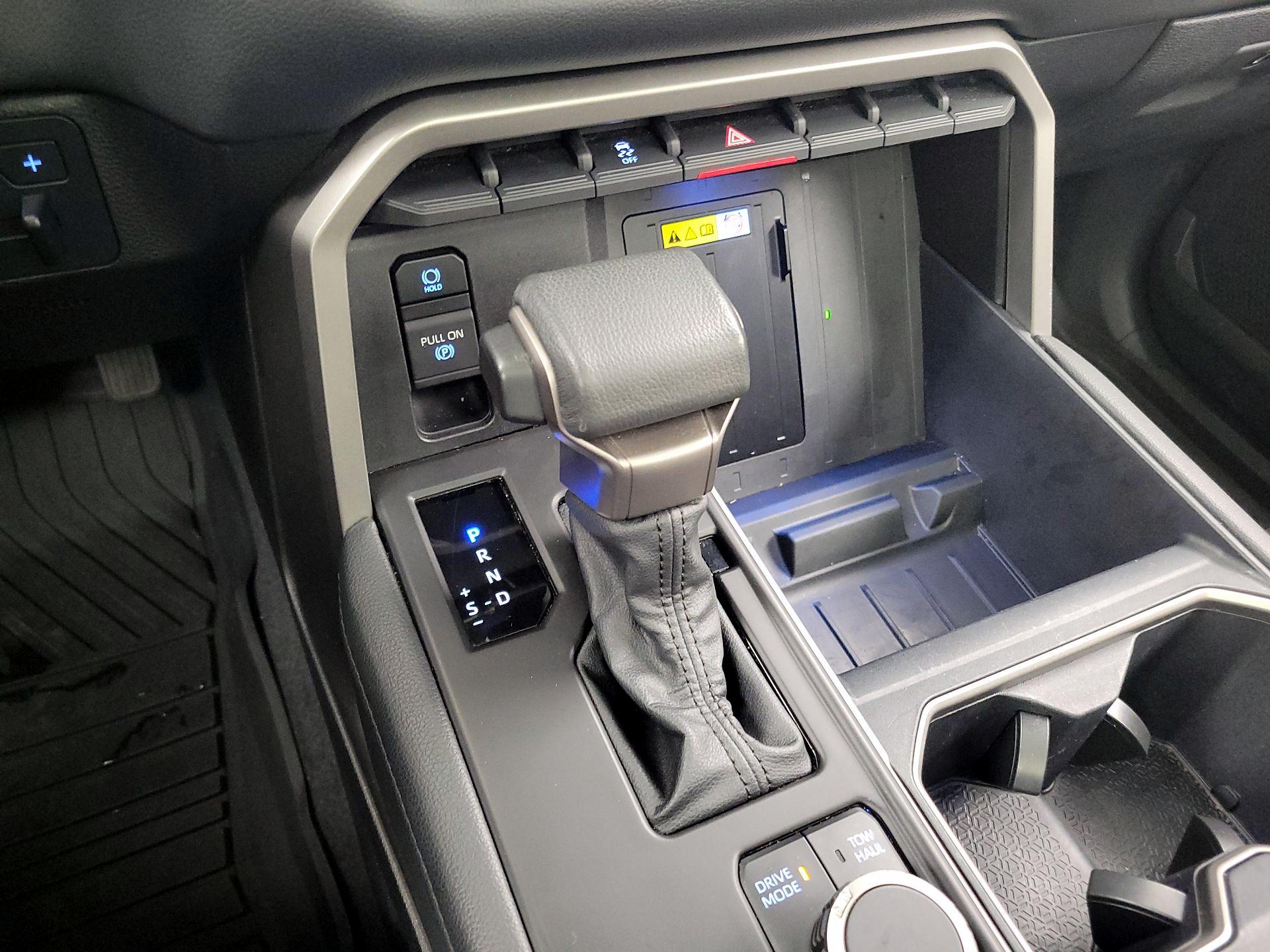 Thumbnail: 2023 Toyota Tundra - 17