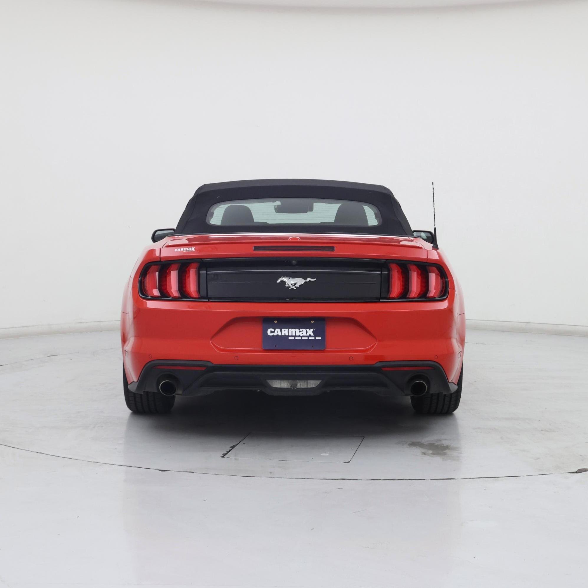 Thumbnail: 2022 Ford Mustang - 6