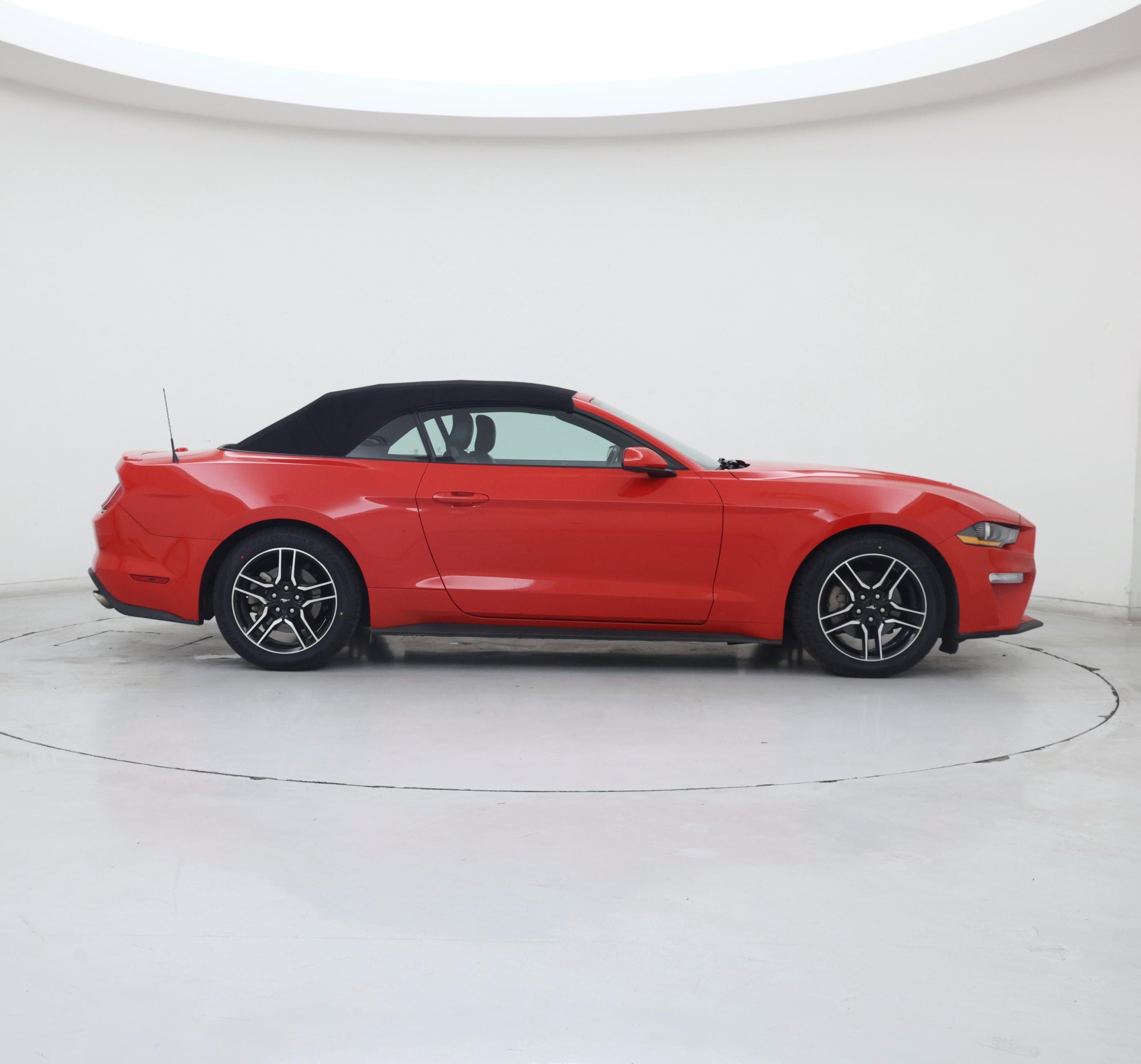 Thumbnail: 2022 Ford Mustang - 7