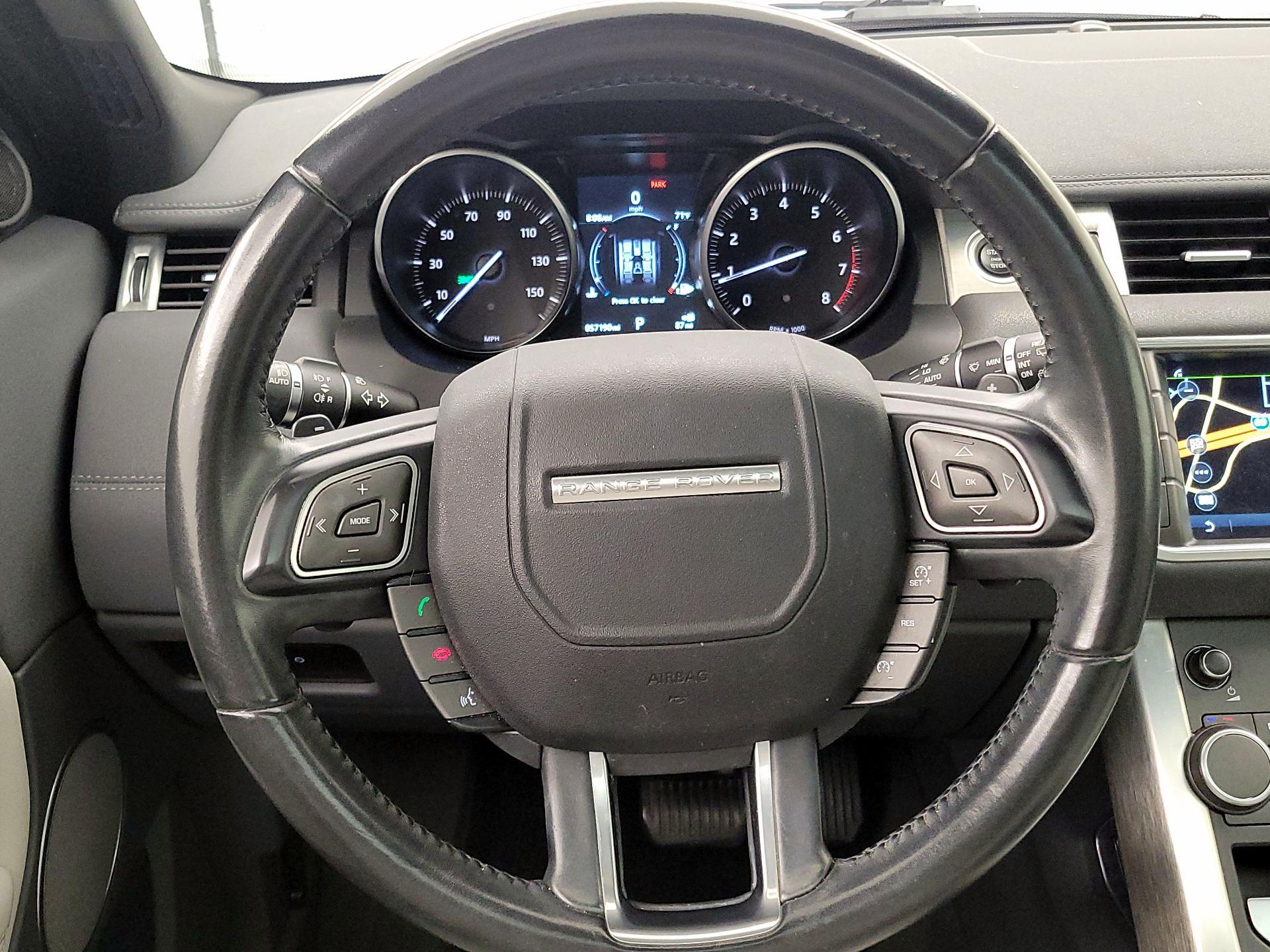 Thumbnail: 2017 Land Rover Range Rover Evoque - 10