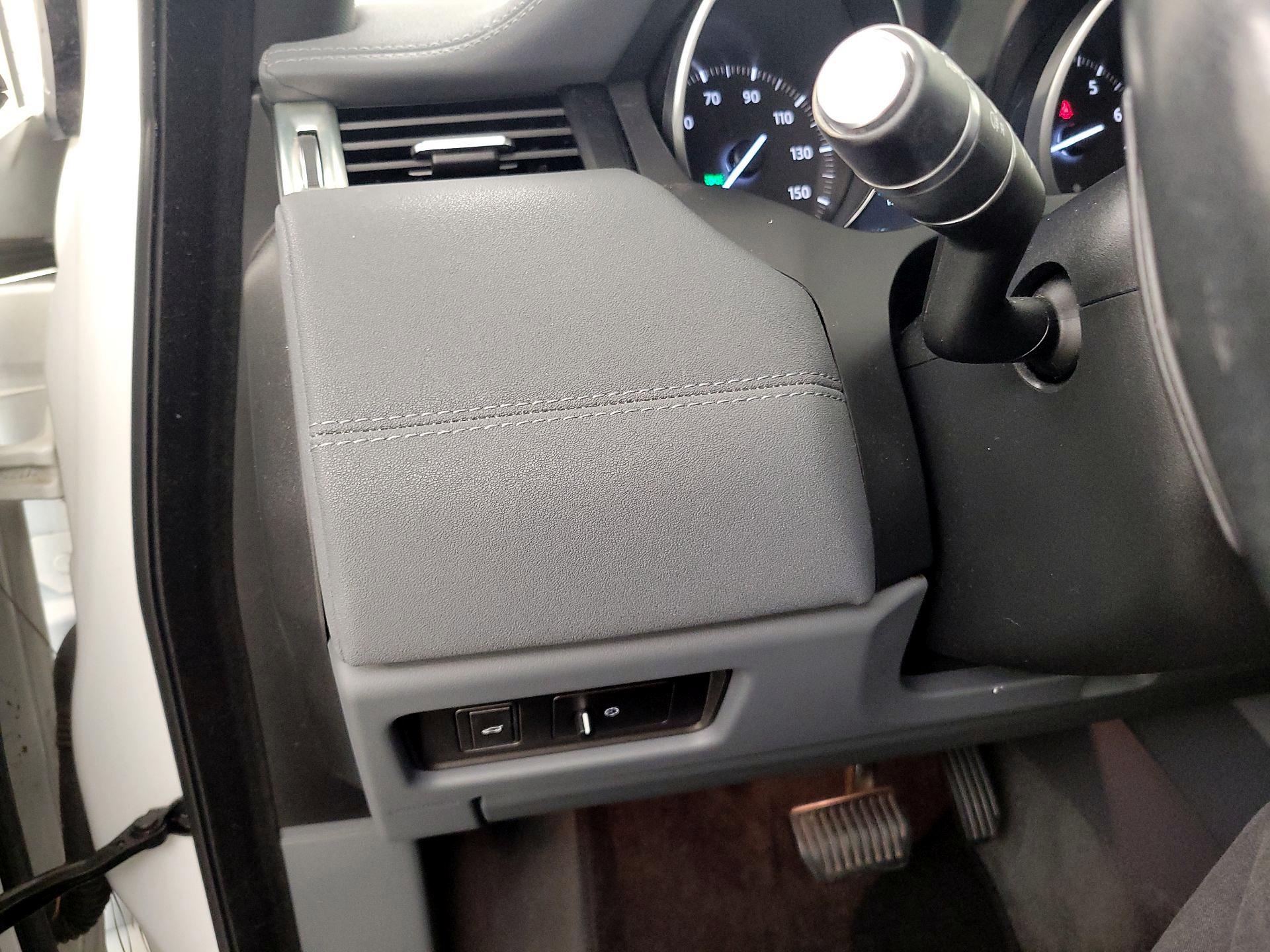 Thumbnail: 2017 Land Rover Range Rover Evoque - 13