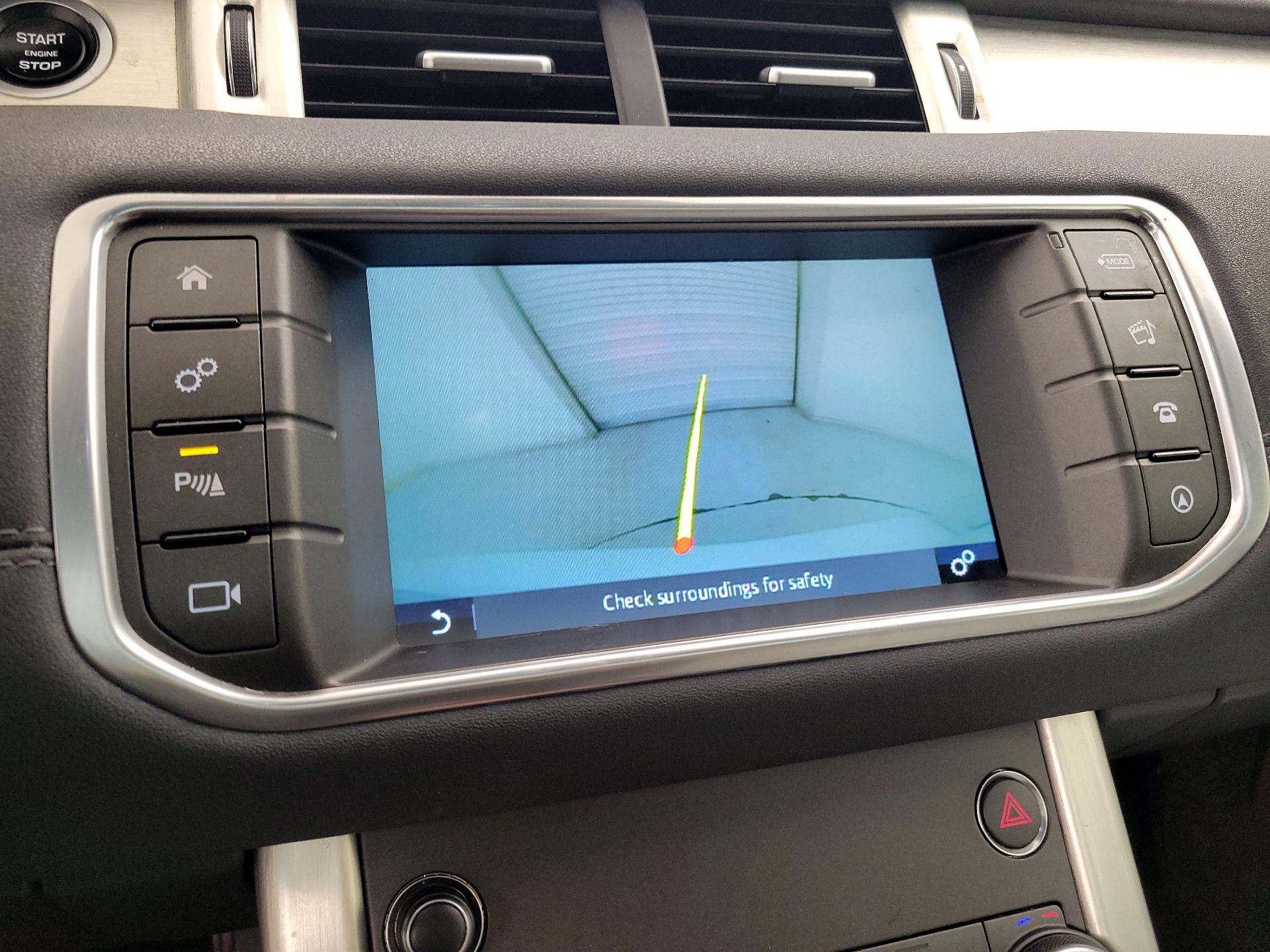 Thumbnail: 2017 Land Rover Range Rover Evoque - 15