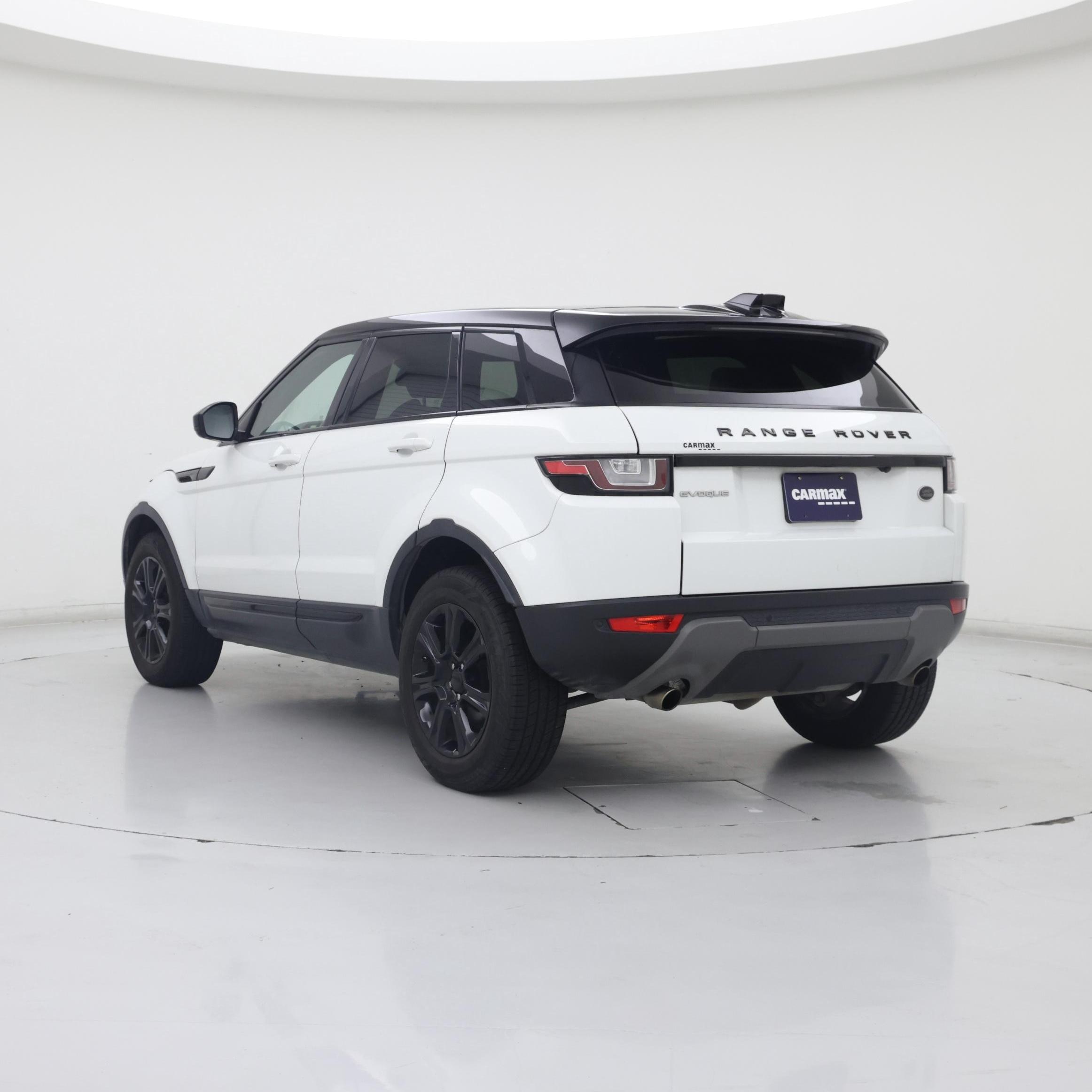 Thumbnail: 2017 Land Rover Range Rover Evoque - 2