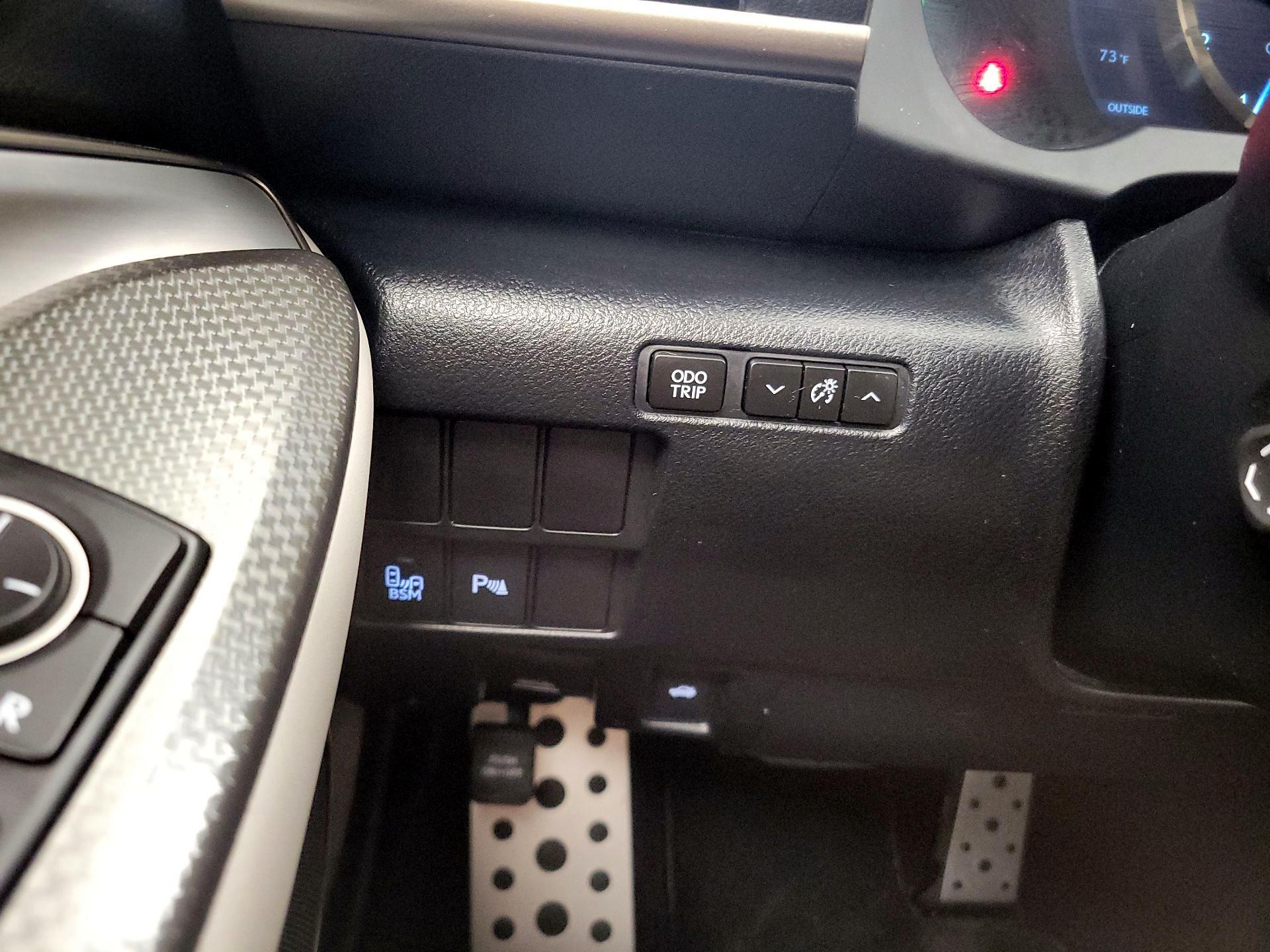 Thumbnail: 2015 Lexus RC - 13