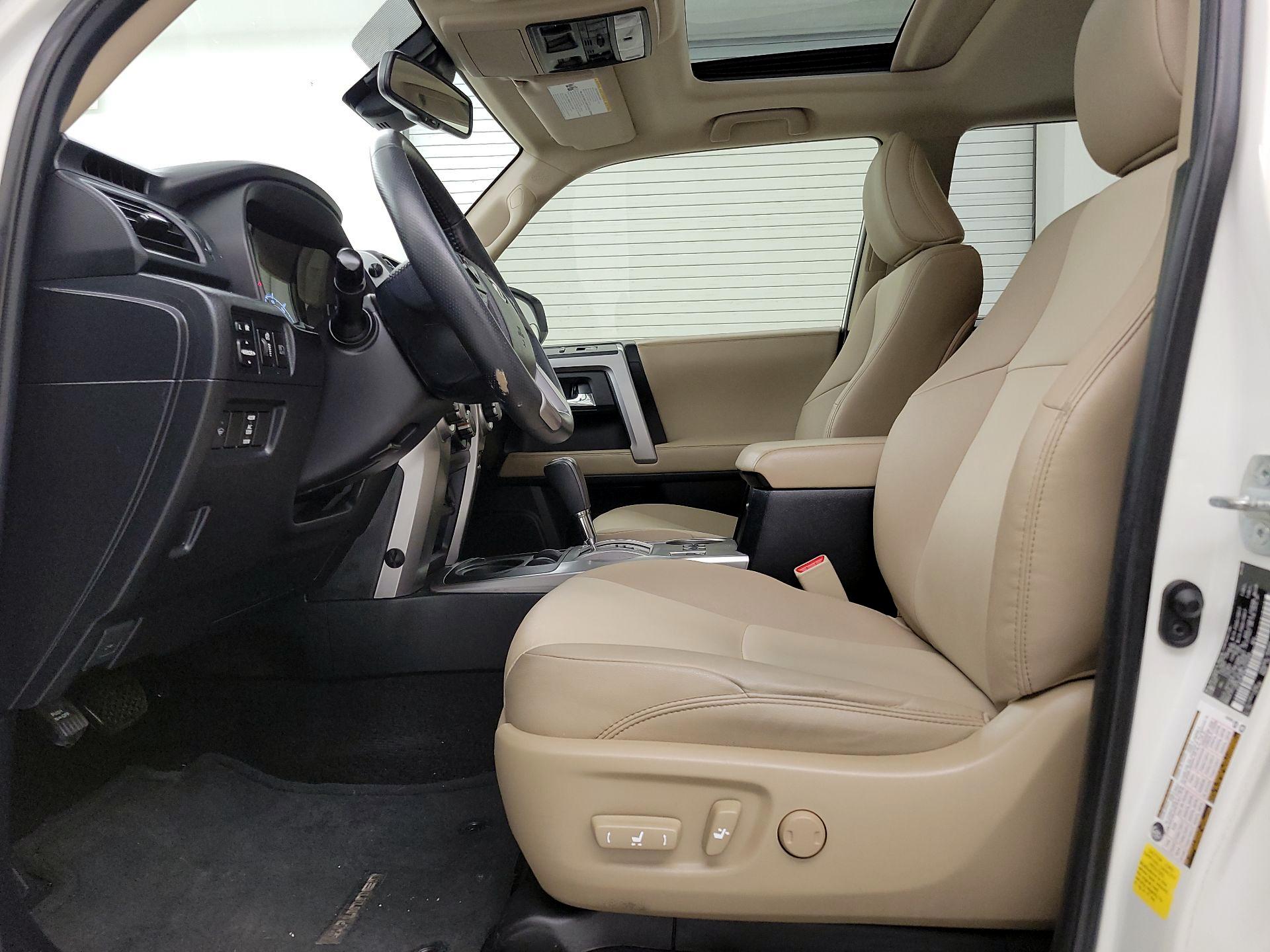 Thumbnail: 2020 Toyota 4Runner - 11