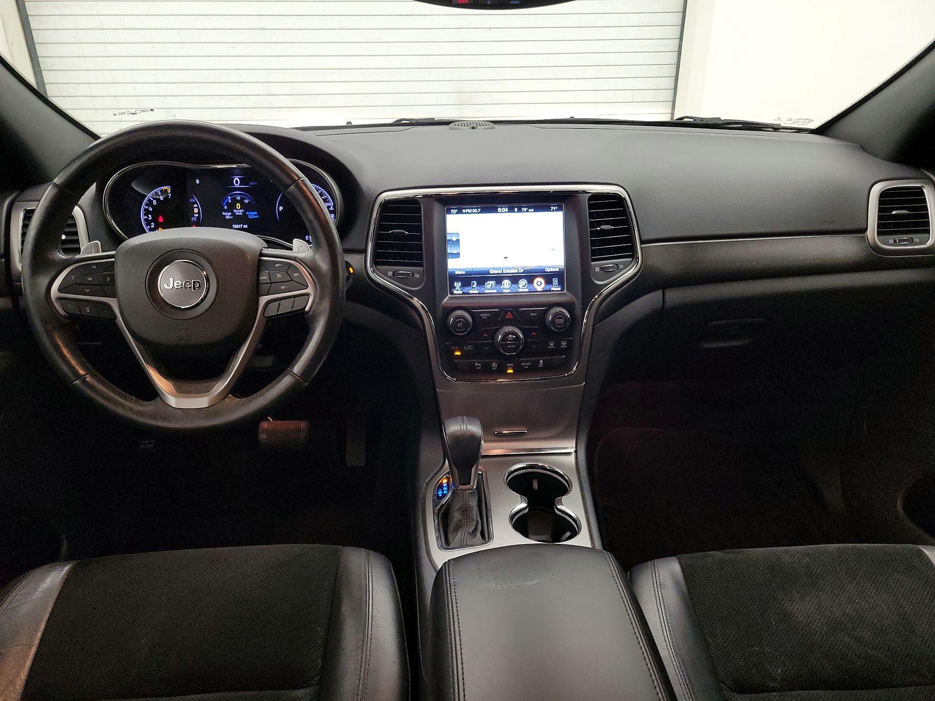 Thumbnail: 2017 Jeep Grand Cherokee - 9