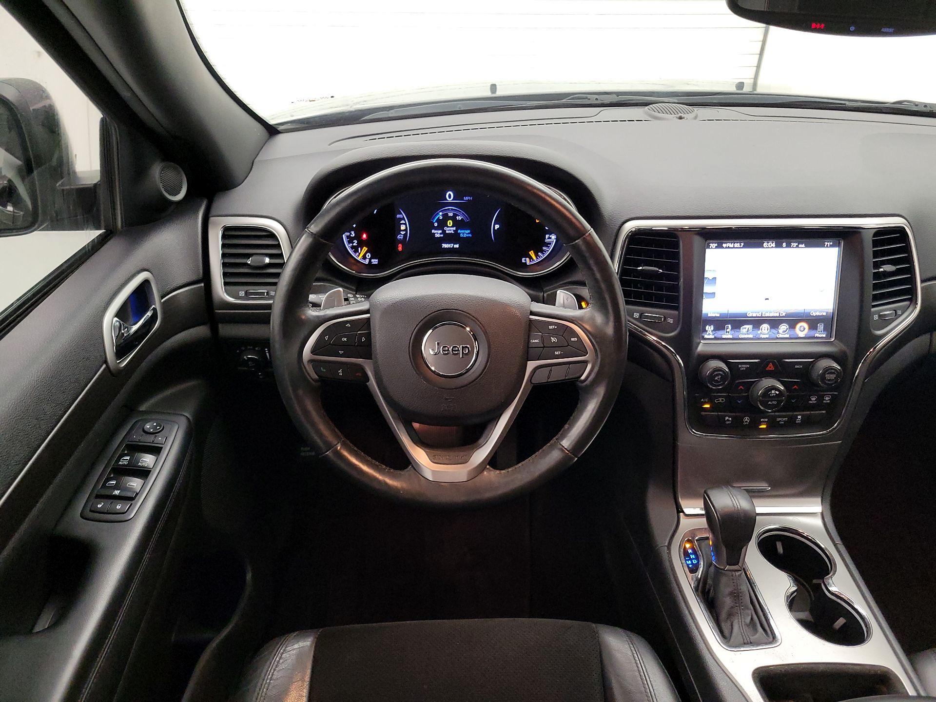 Thumbnail: 2017 Jeep Grand Cherokee - 10