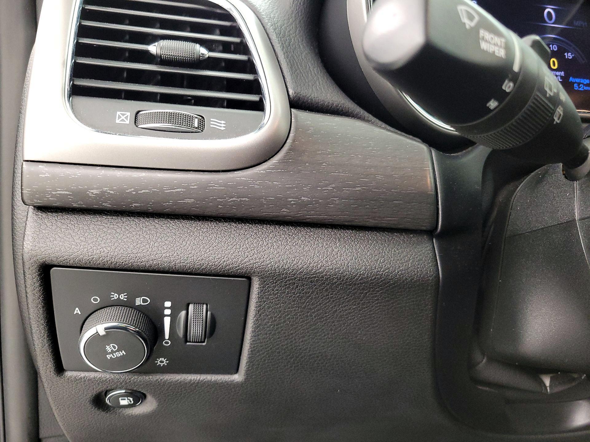 Thumbnail: 2017 Jeep Grand Cherokee - 13