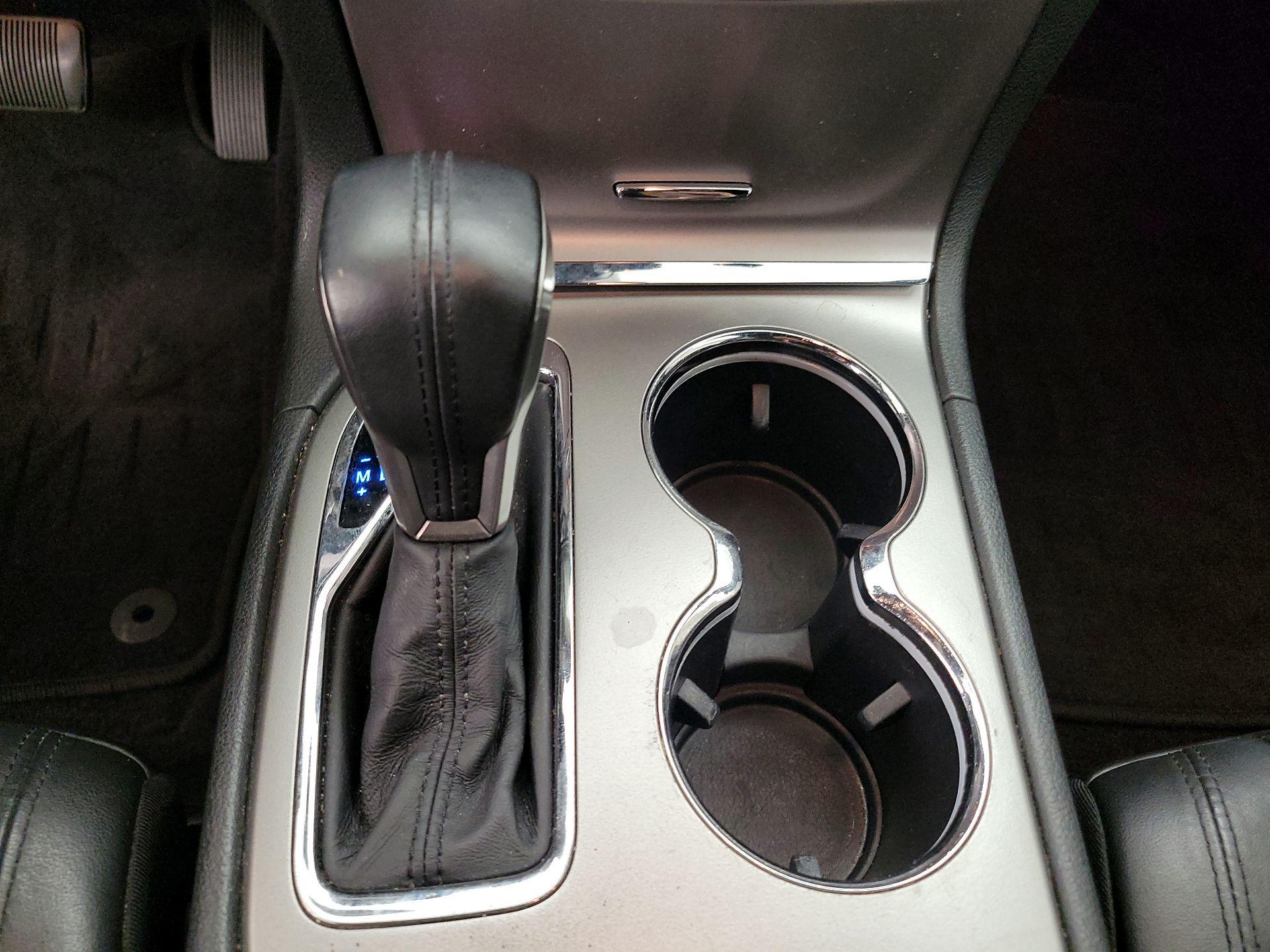 Thumbnail: 2017 Jeep Grand Cherokee - 18