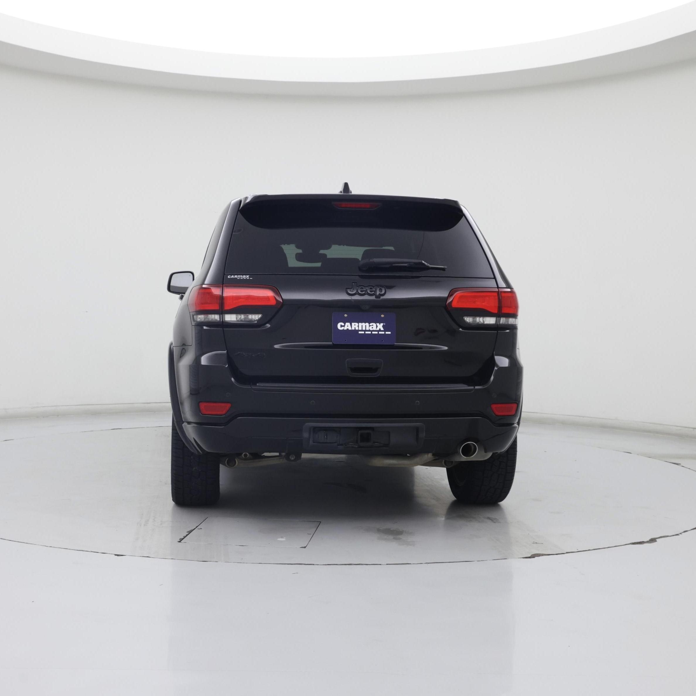 Thumbnail: 2017 Jeep Grand Cherokee - 6