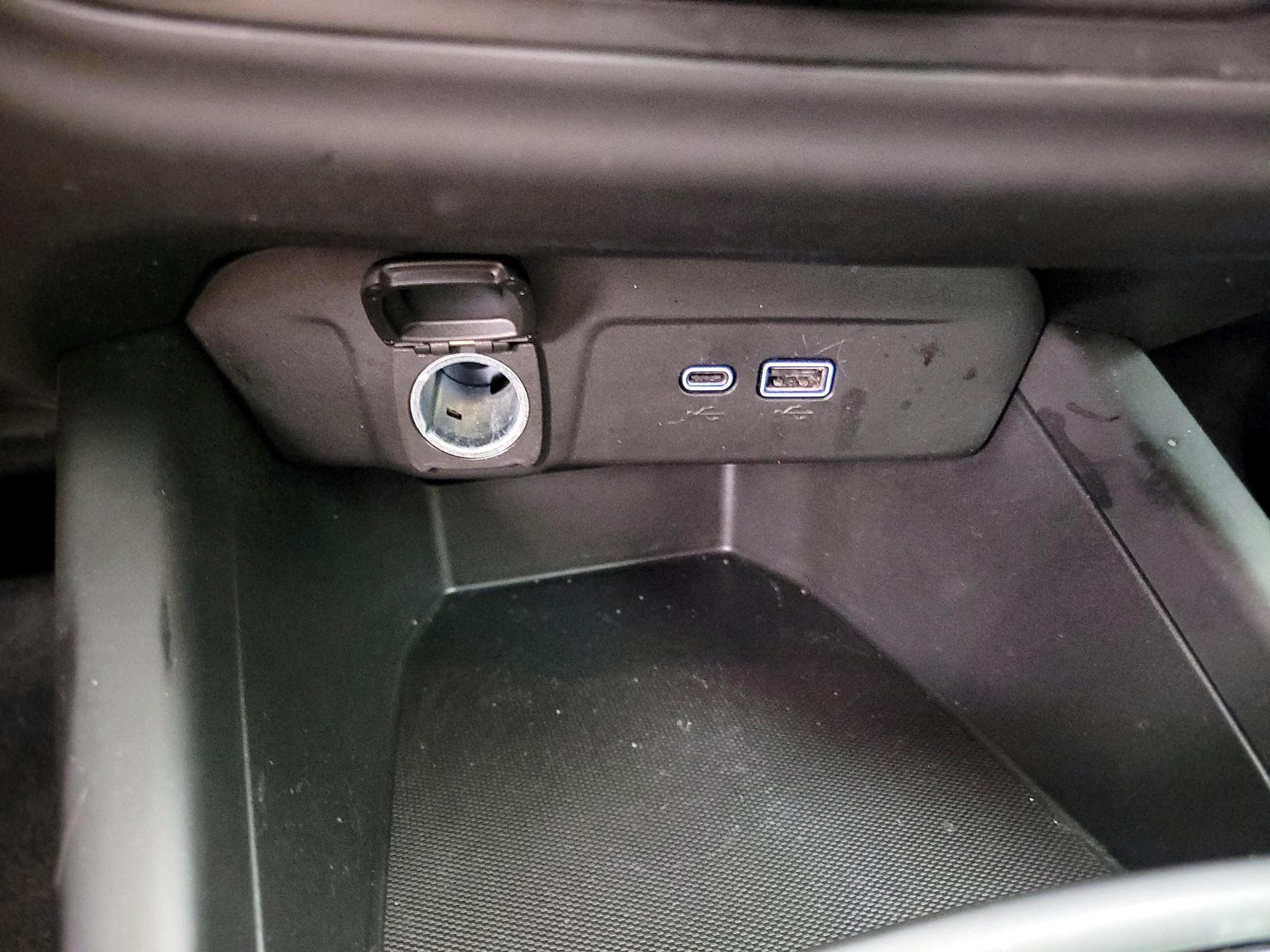 Thumbnail: 2025 Chevrolet Trax - 18