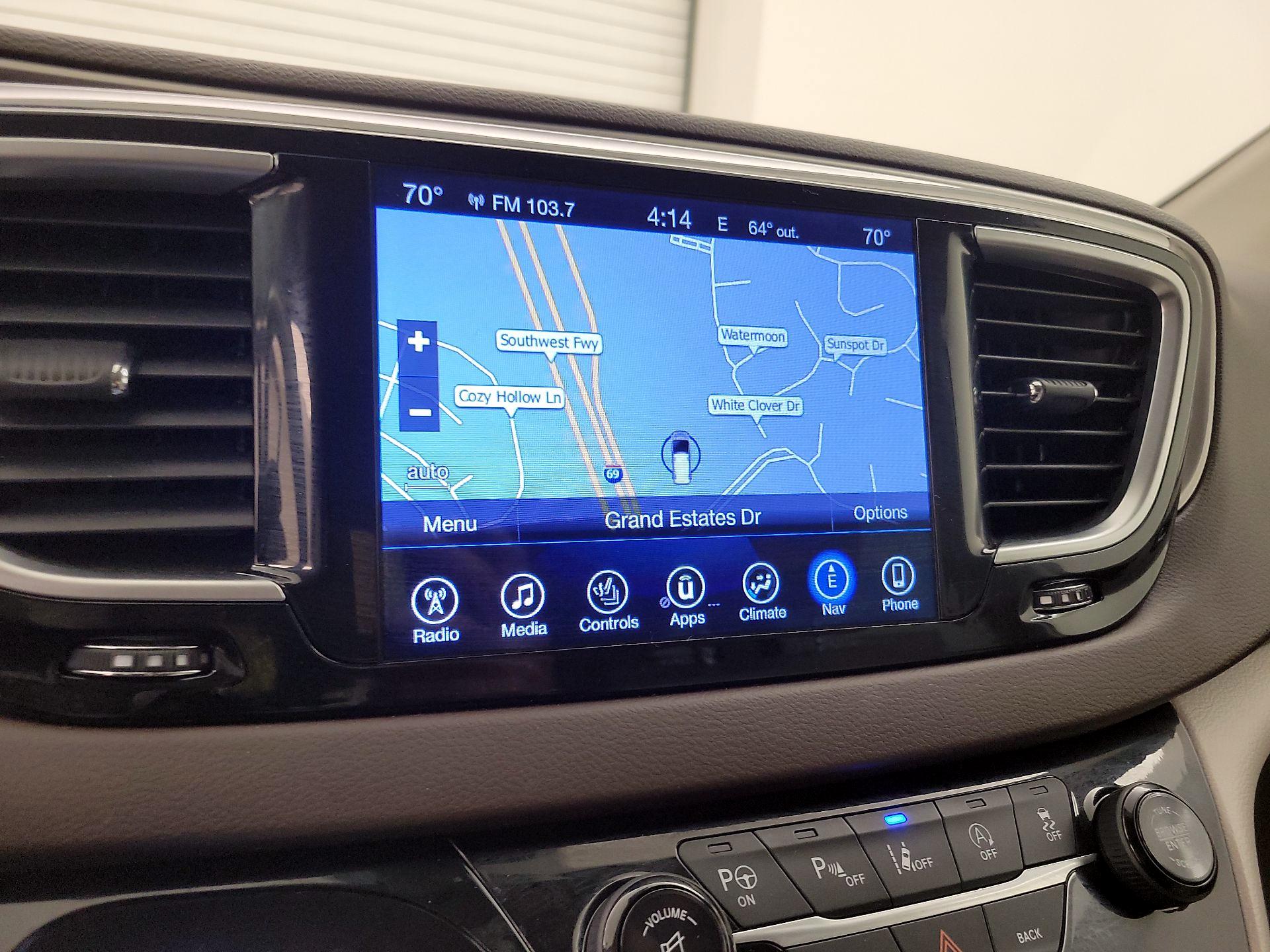 Thumbnail: 2017 Chrysler Pacifica - 14