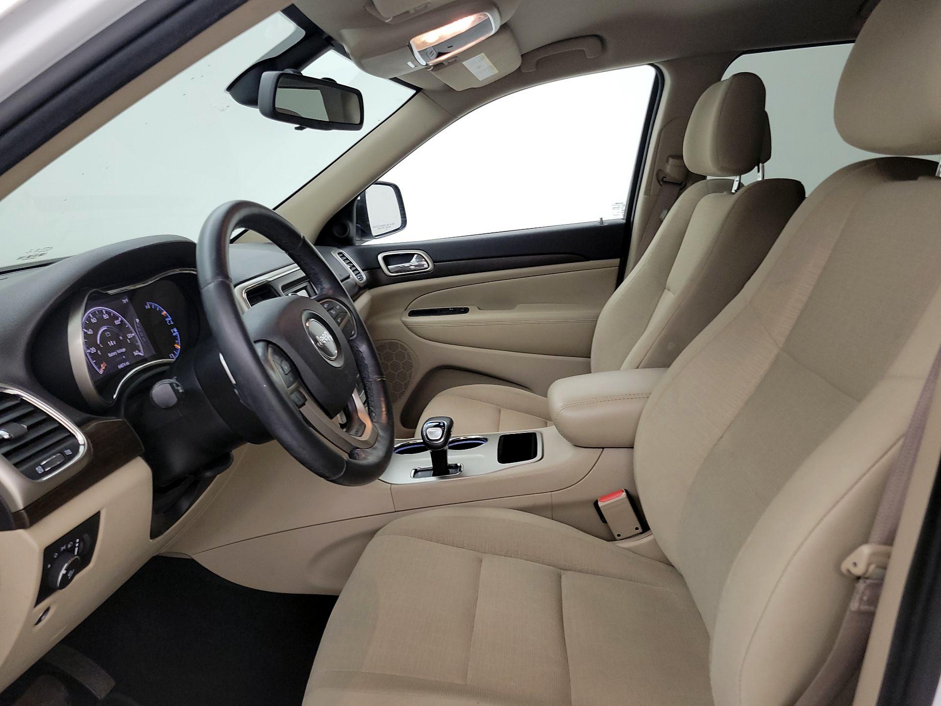 Thumbnail: 2014 Jeep Grand Cherokee - 11