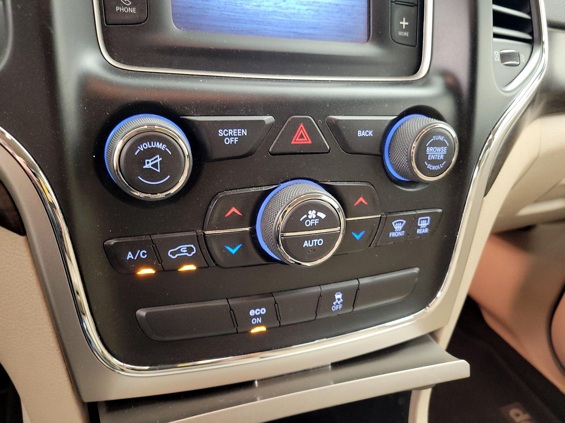 Thumbnail: 2014 Jeep Grand Cherokee - 15