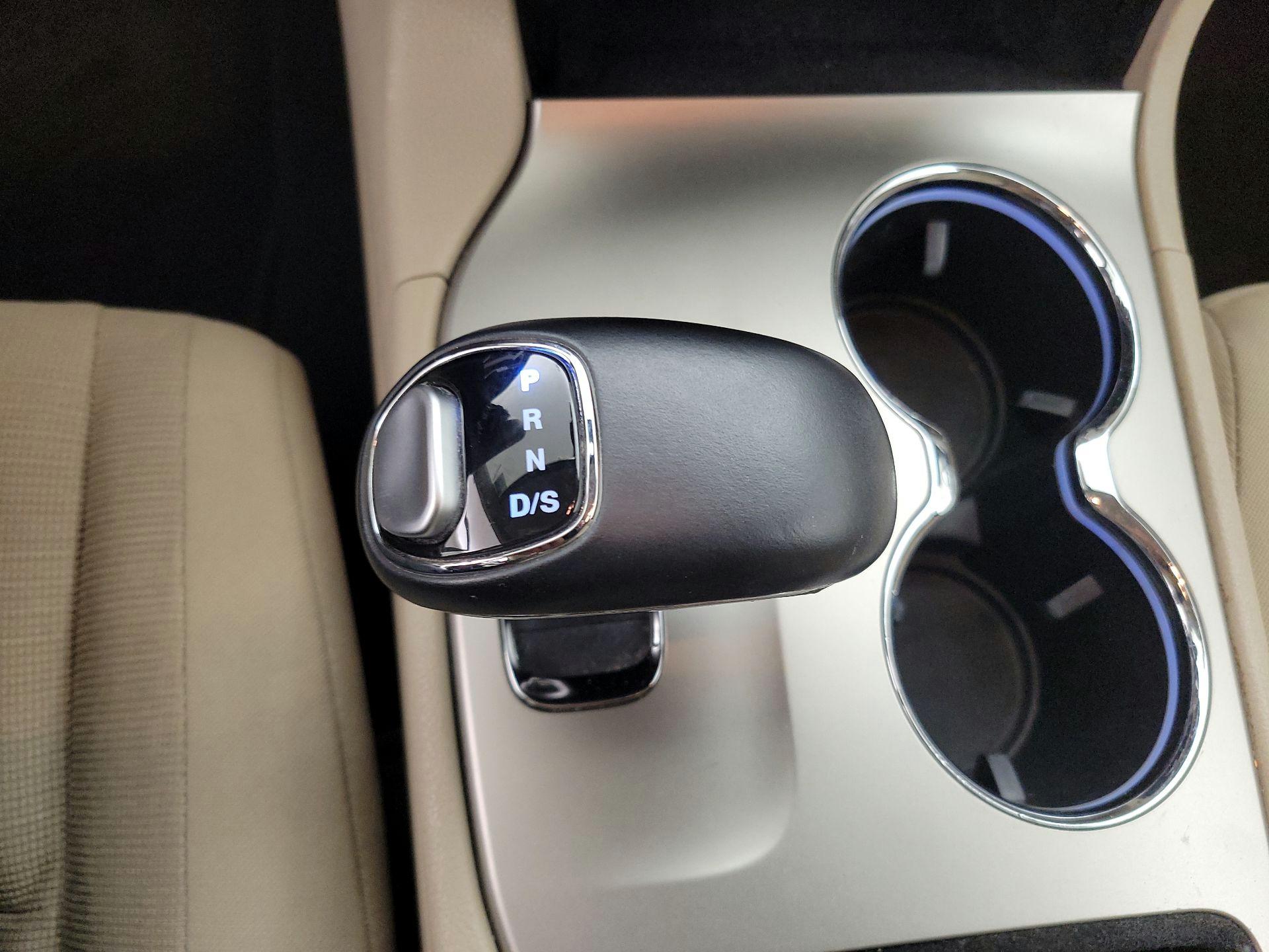 Thumbnail: 2014 Jeep Grand Cherokee - 16