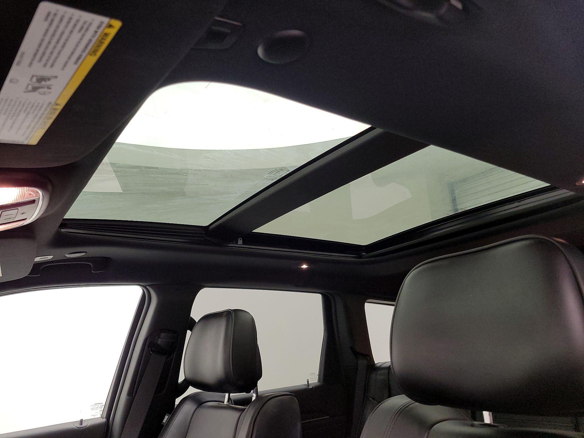 Thumbnail: 2018 Jeep Grand Cherokee - 19