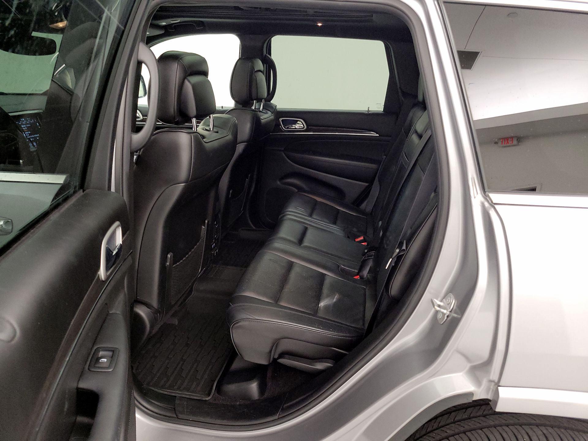 Thumbnail: 2018 Jeep Grand Cherokee - 20