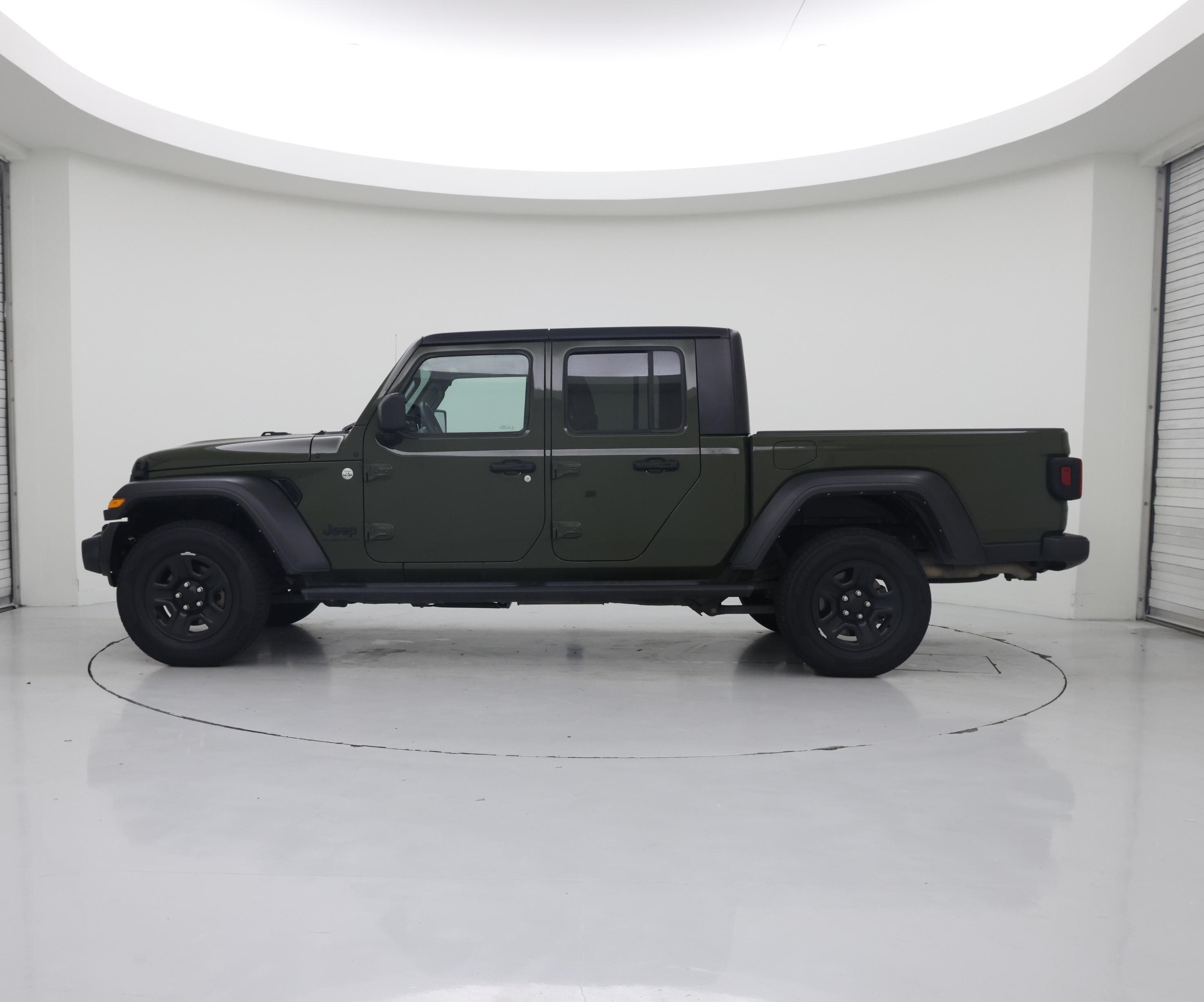 Thumbnail: 2021 Jeep Gladiator - 3