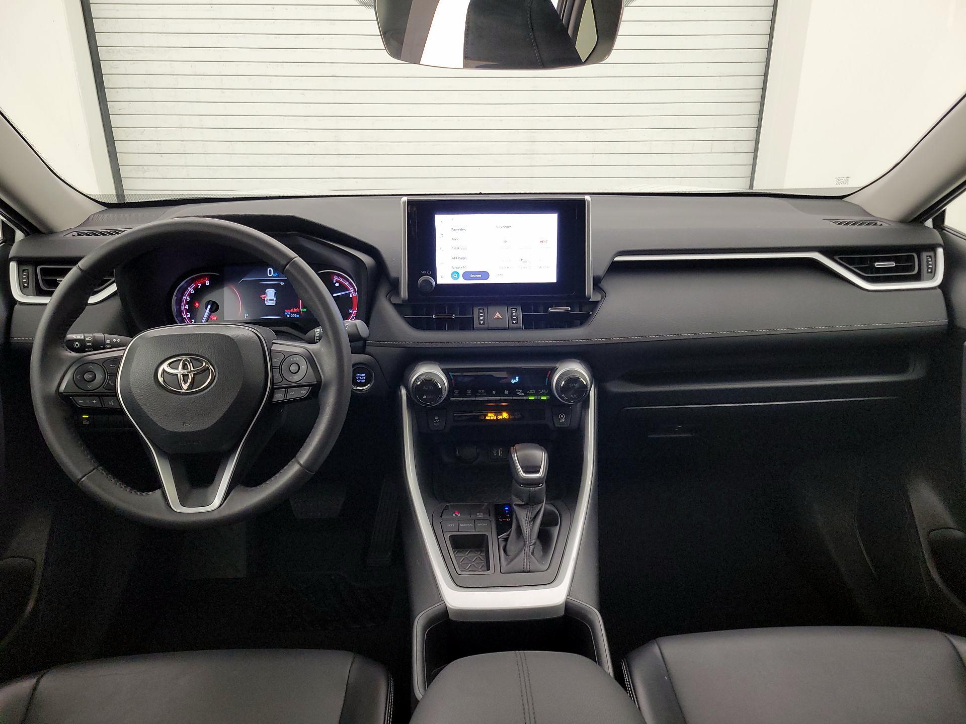 Thumbnail: 2023 Toyota RAV4 - 9