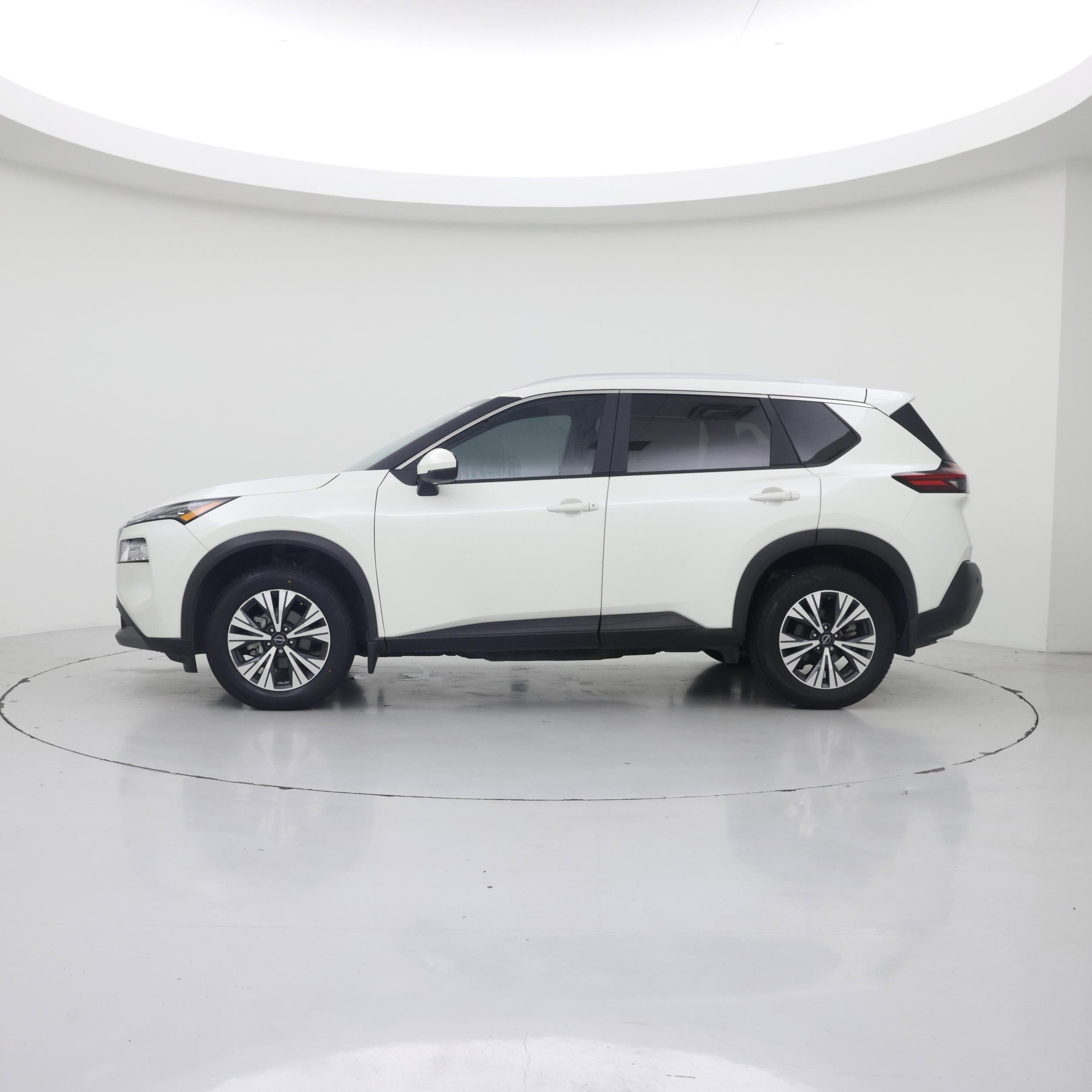 Thumbnail: 2023 Nissan Rogue - 3