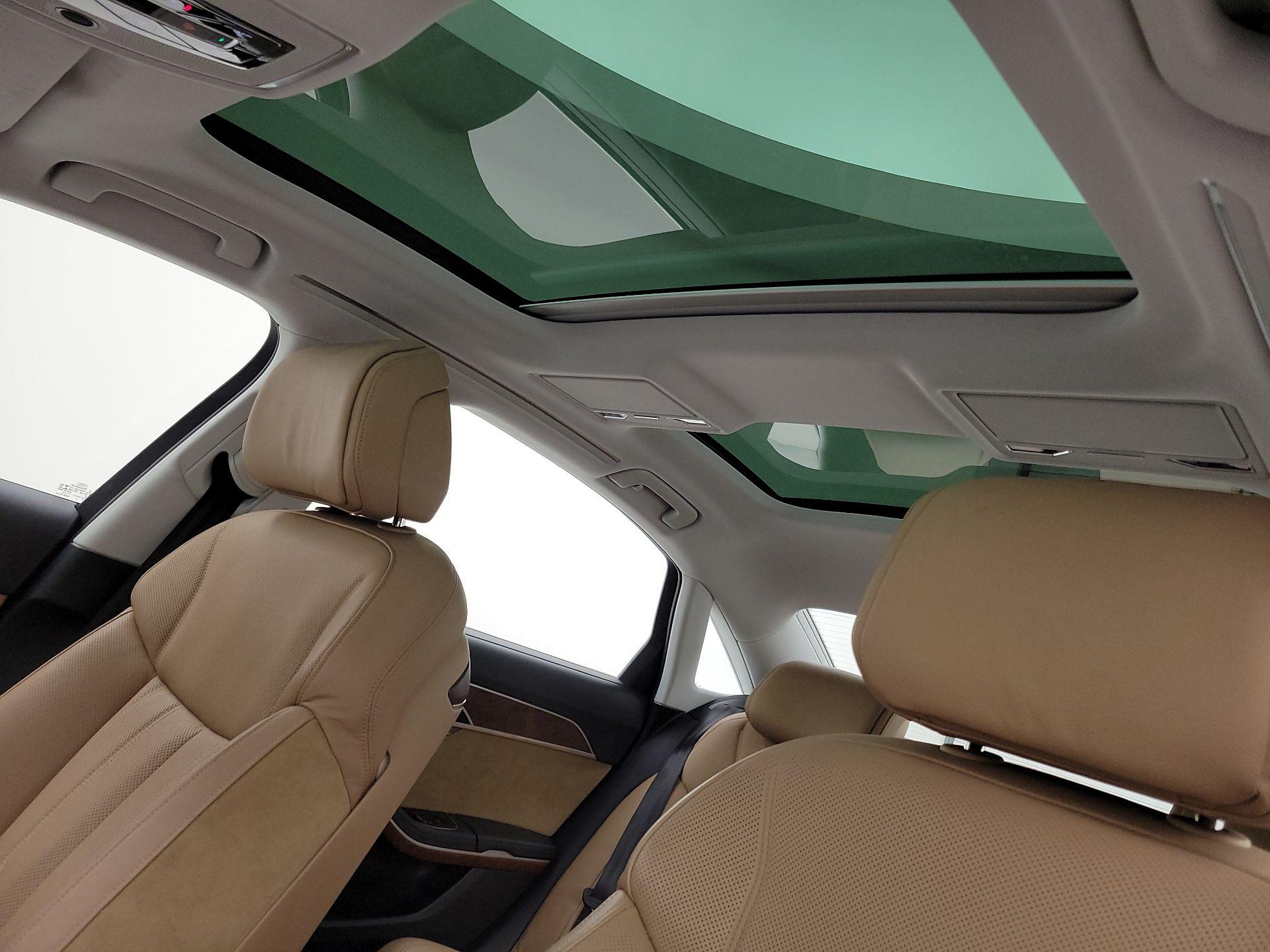 Thumbnail: 2019 Audi A8 - 20