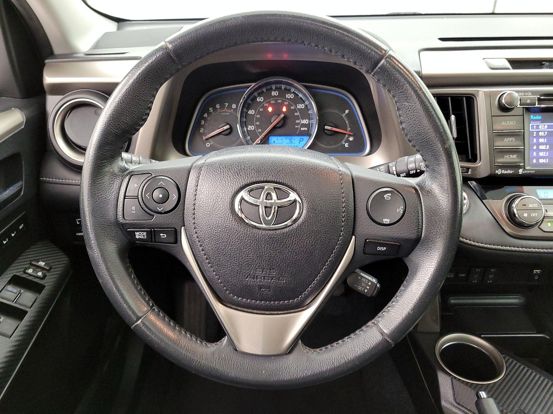 Thumbnail: 2014 Toyota RAV4 - 10