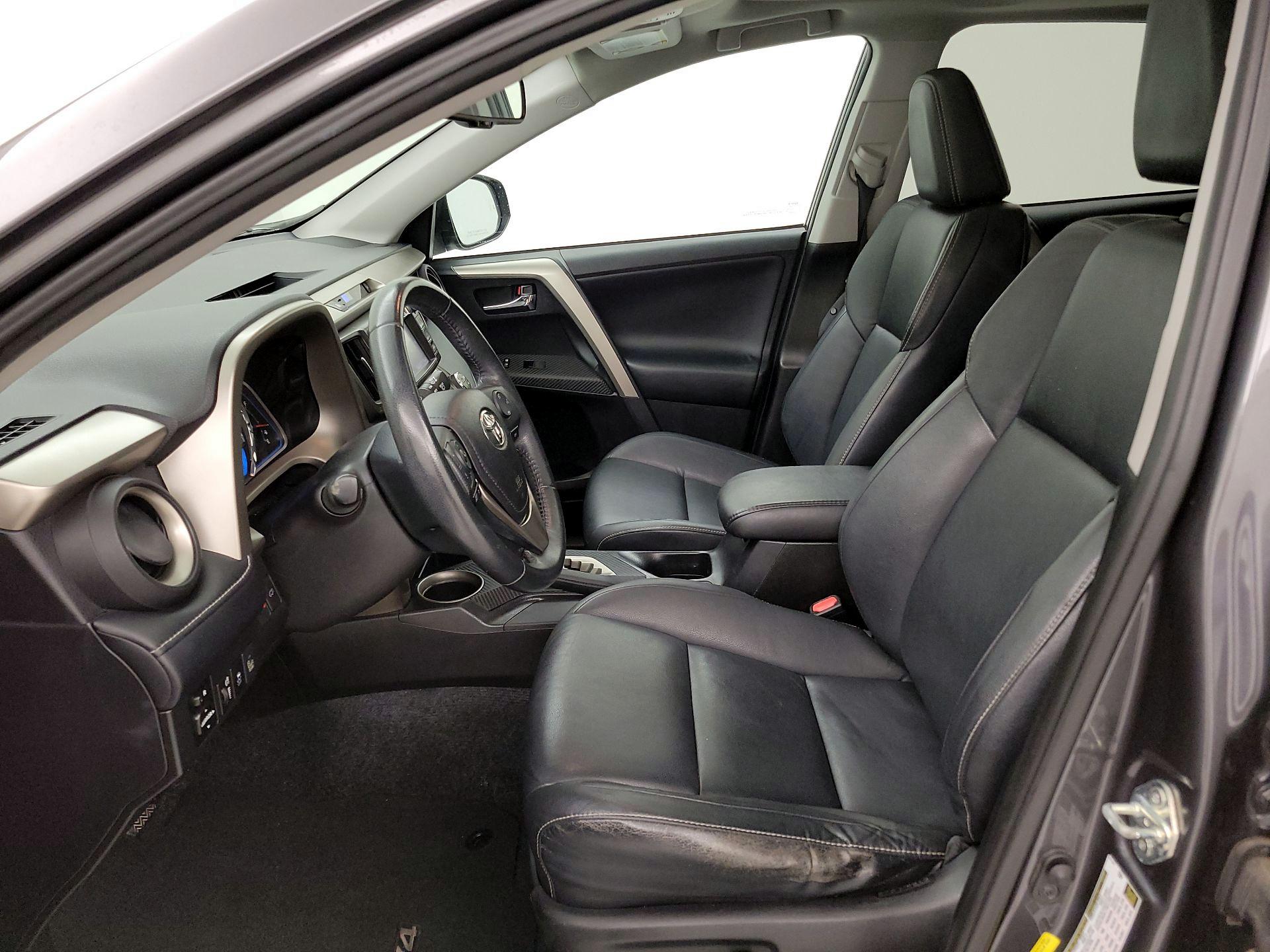 Thumbnail: 2014 Toyota RAV4 - 11