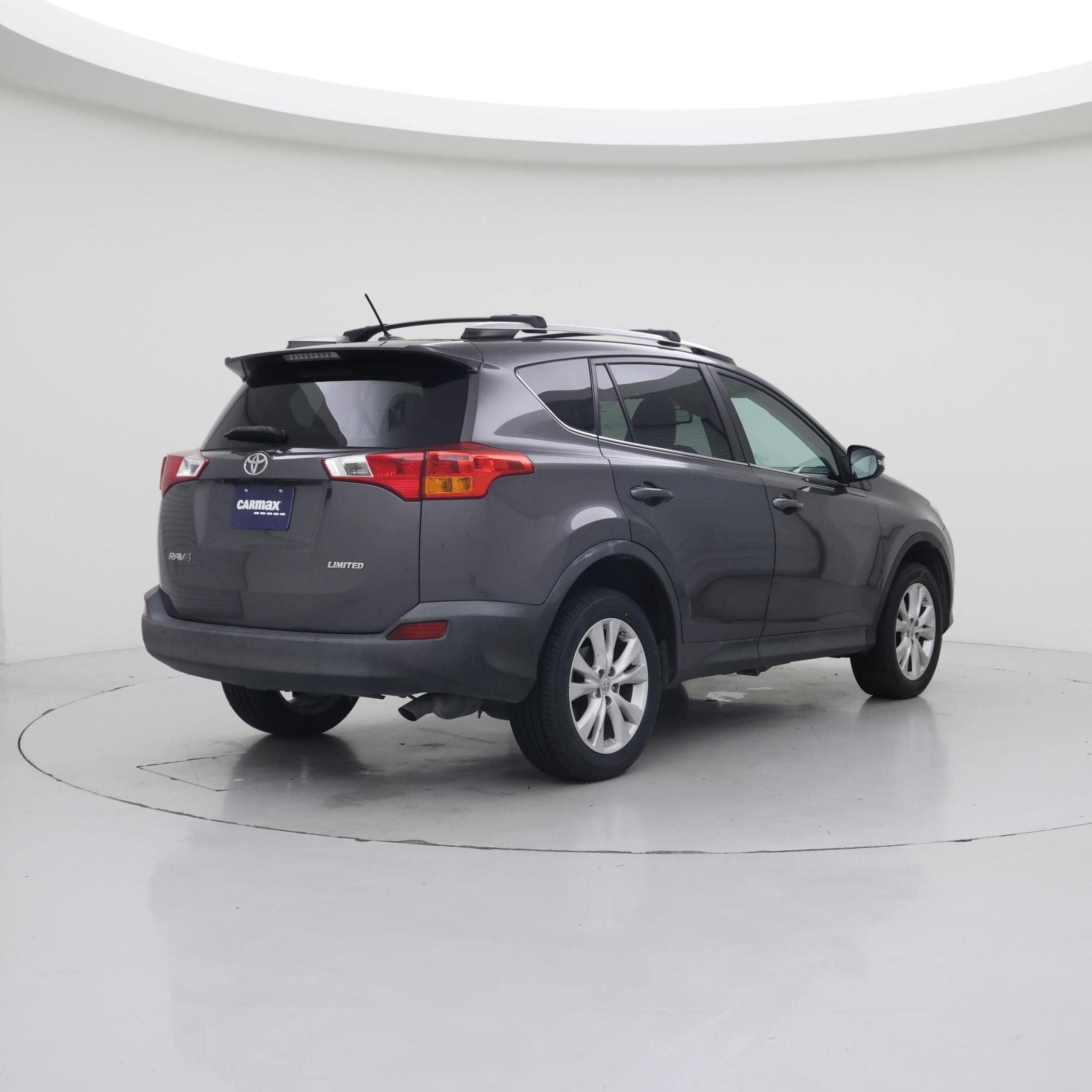 Thumbnail: 2014 Toyota RAV4 - 8