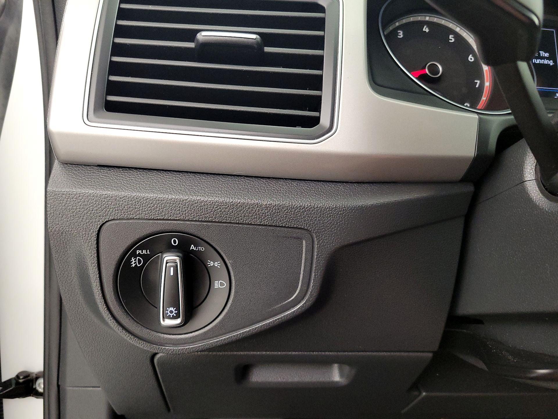 Thumbnail: 2019 Volkswagen Atlas - 13