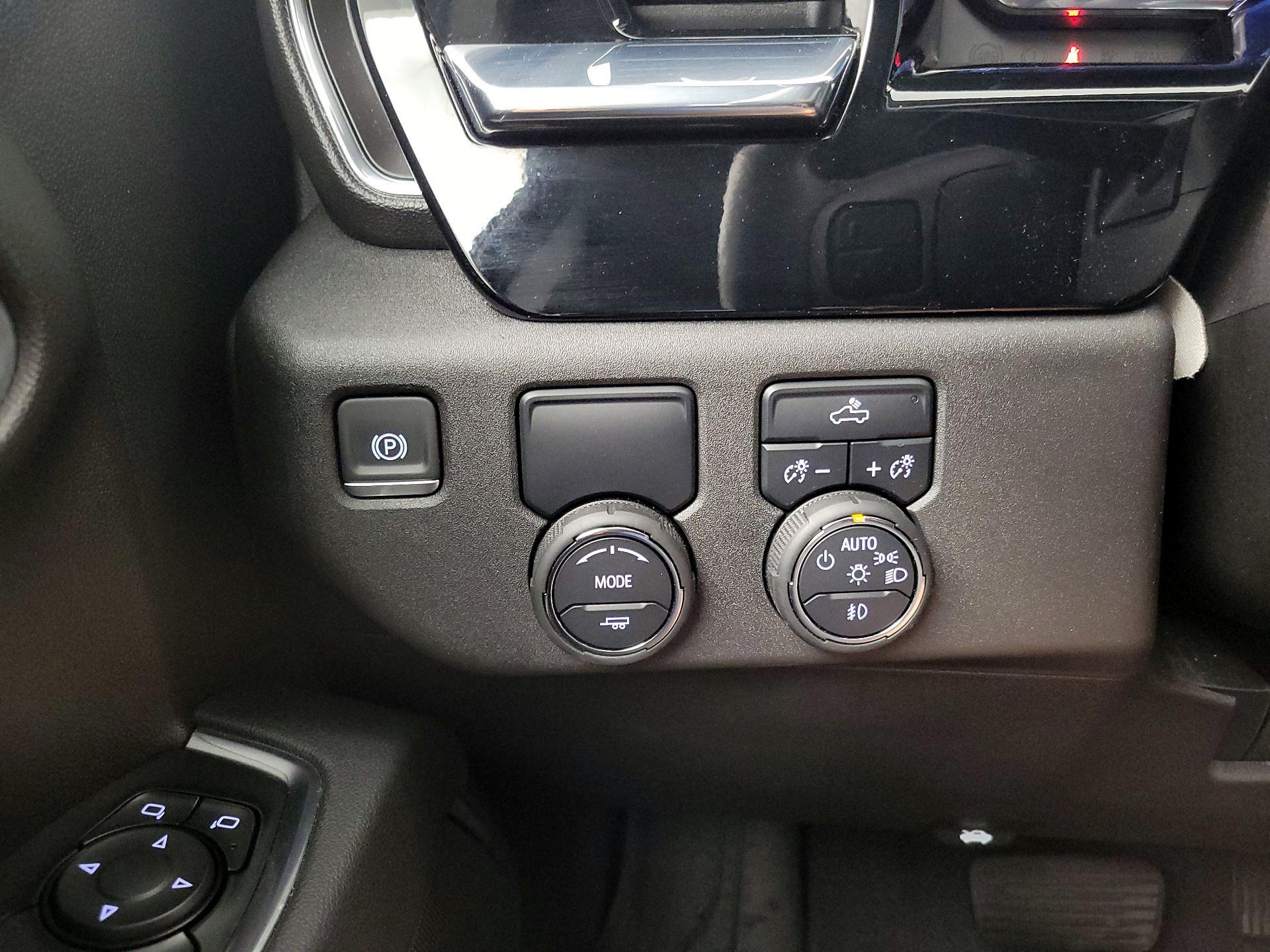 Thumbnail: 2025 Chevrolet Silverado 1500 - 13