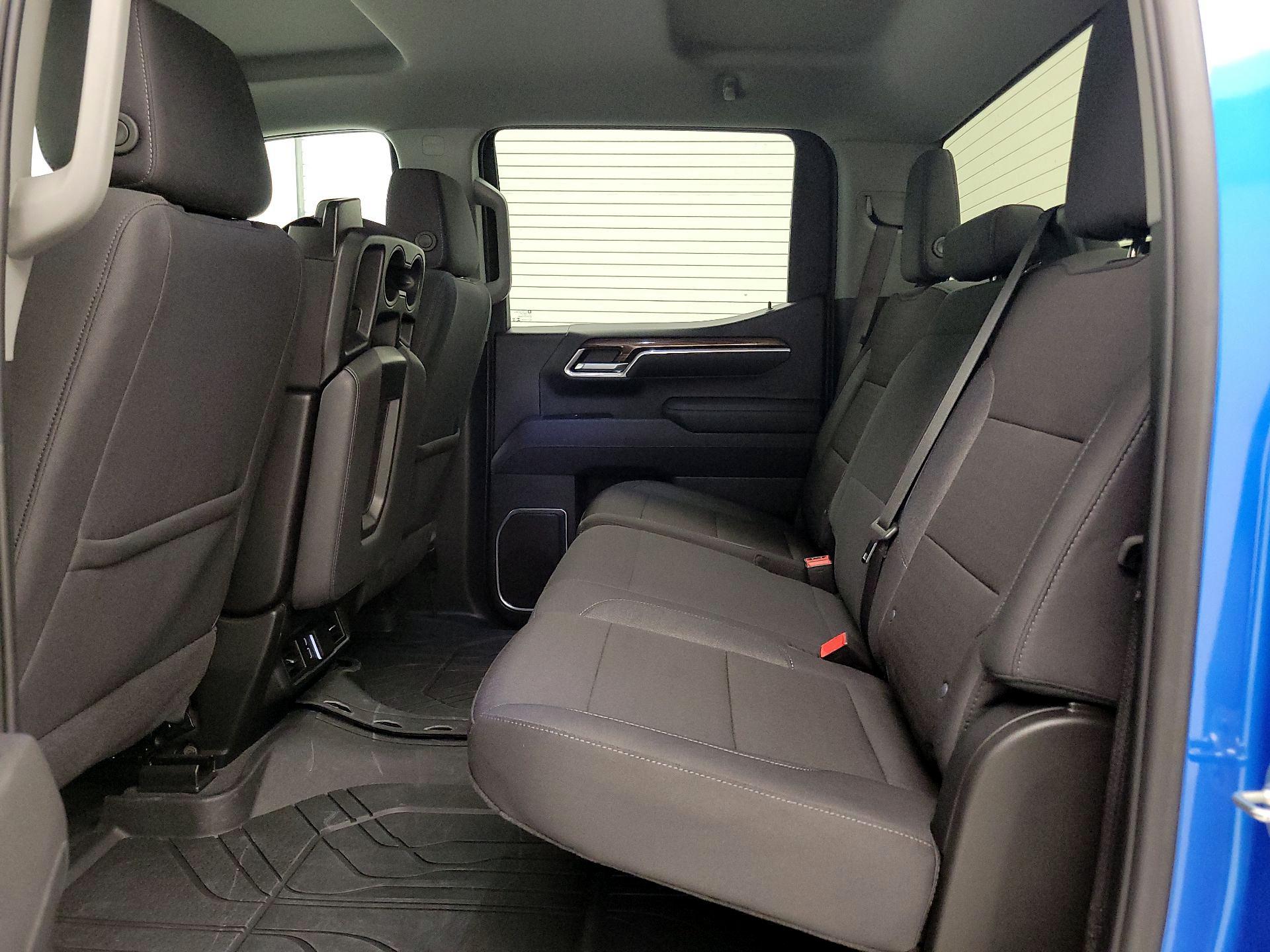 Thumbnail: 2025 Chevrolet Silverado 1500 - 20