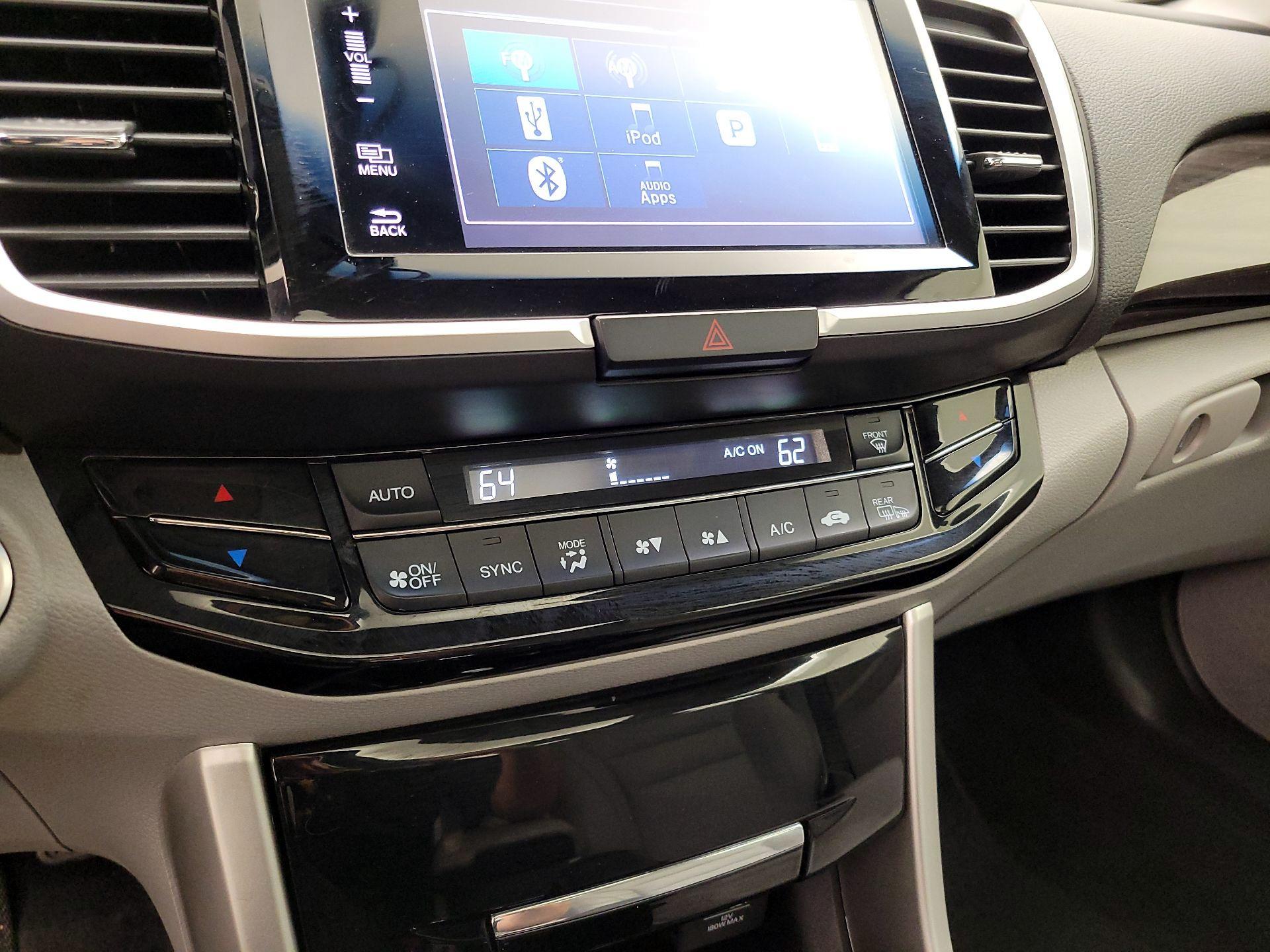 Thumbnail: 2017 Honda Accord - 16