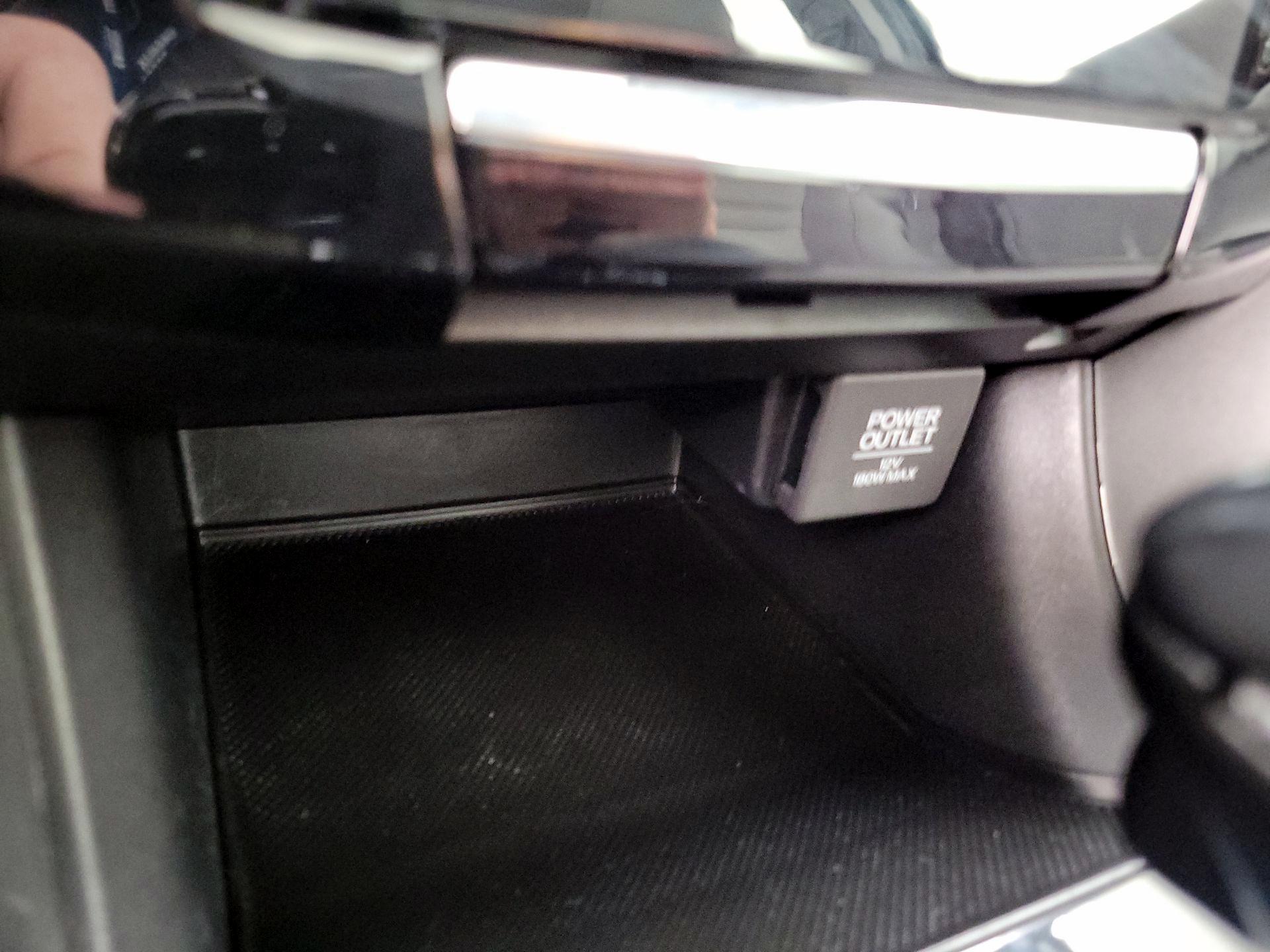 Thumbnail: 2017 Honda Accord - 18