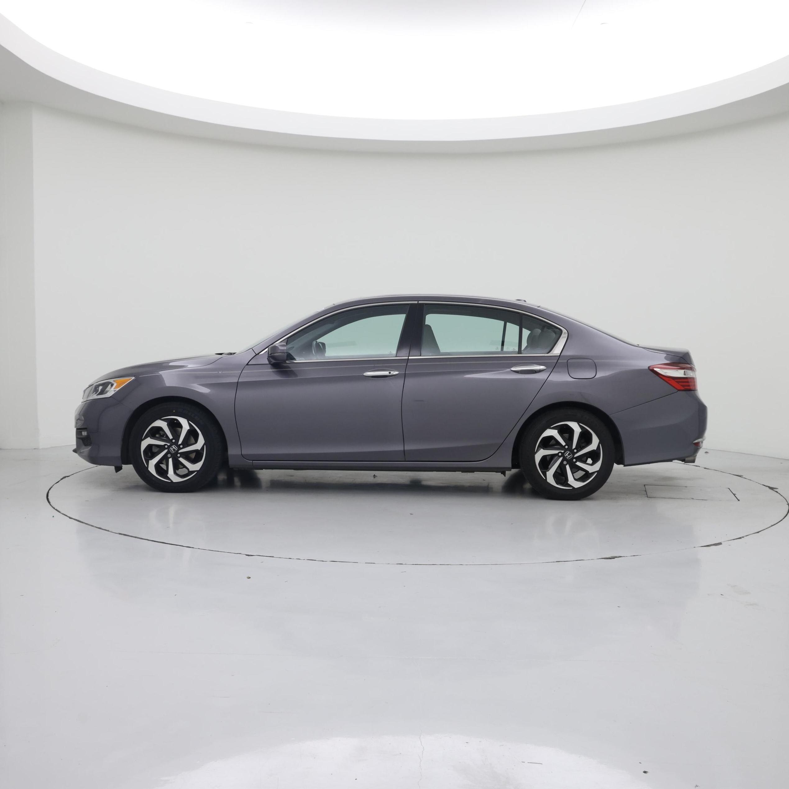 Thumbnail: 2017 Honda Accord - 3